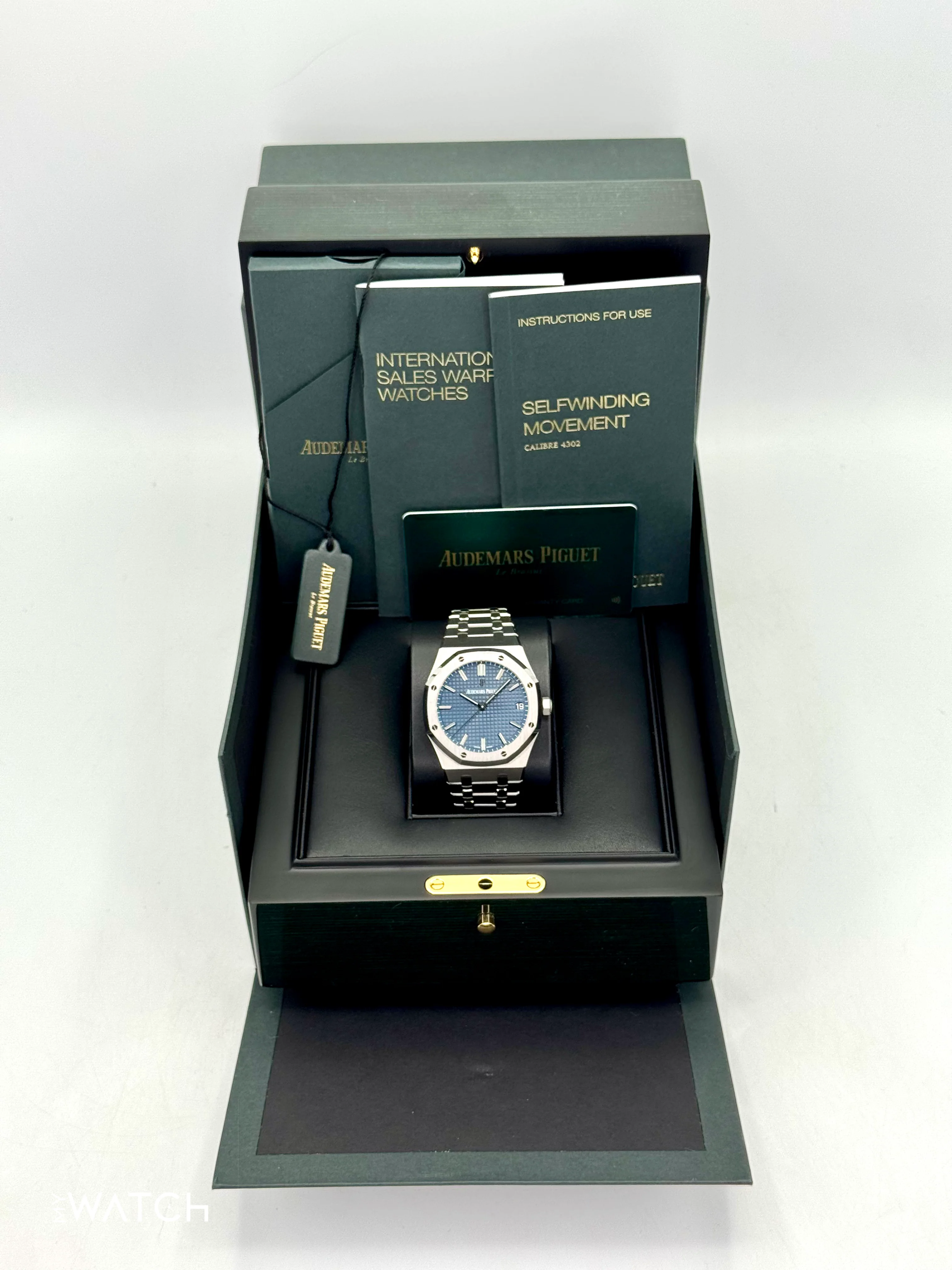 2019 Audemars Piguet Royal Oak 41mm 15500ST Blue Dial - Image 10