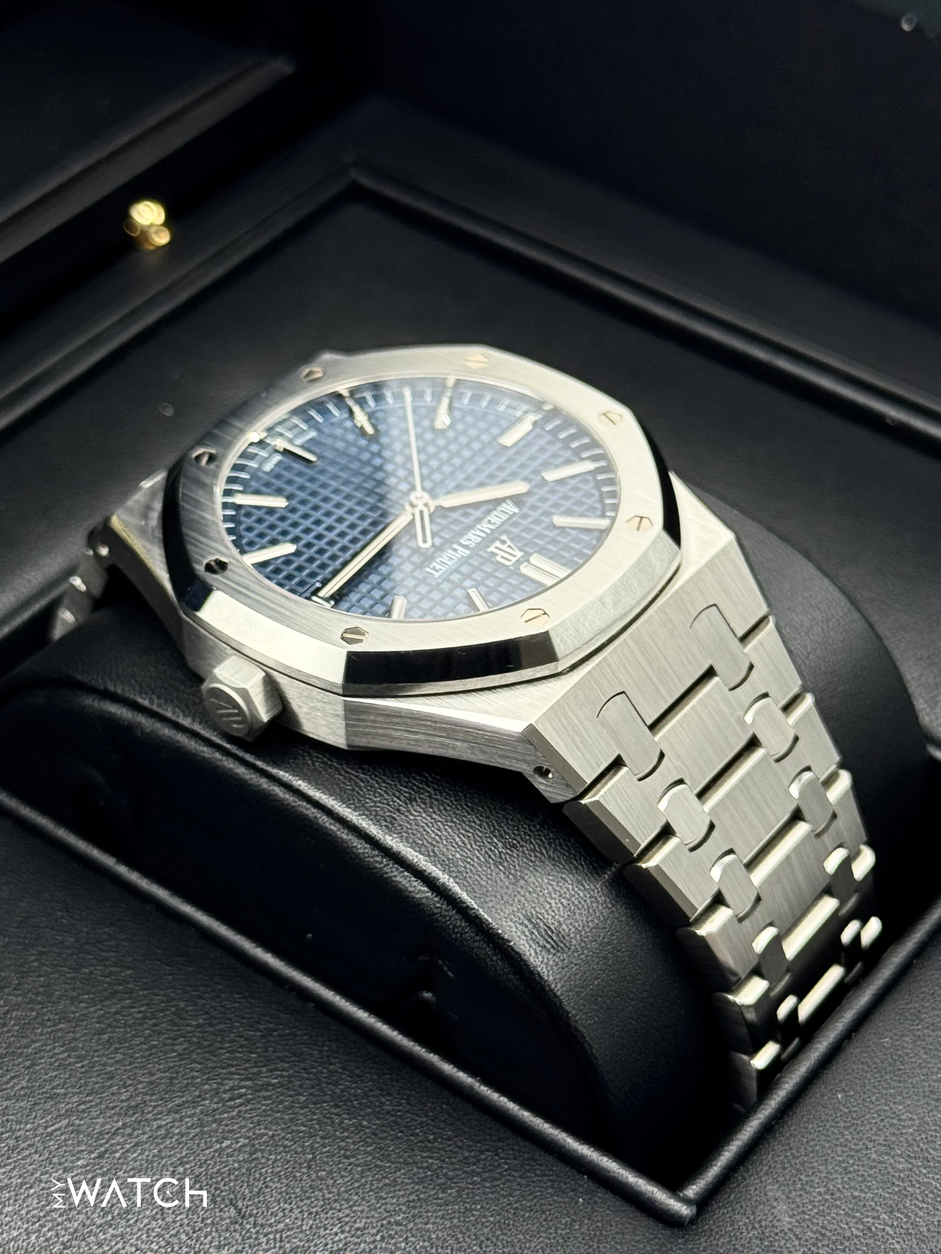 2019 Audemars Piguet Royal Oak 41mm 15500ST Blue Dial - Image 8