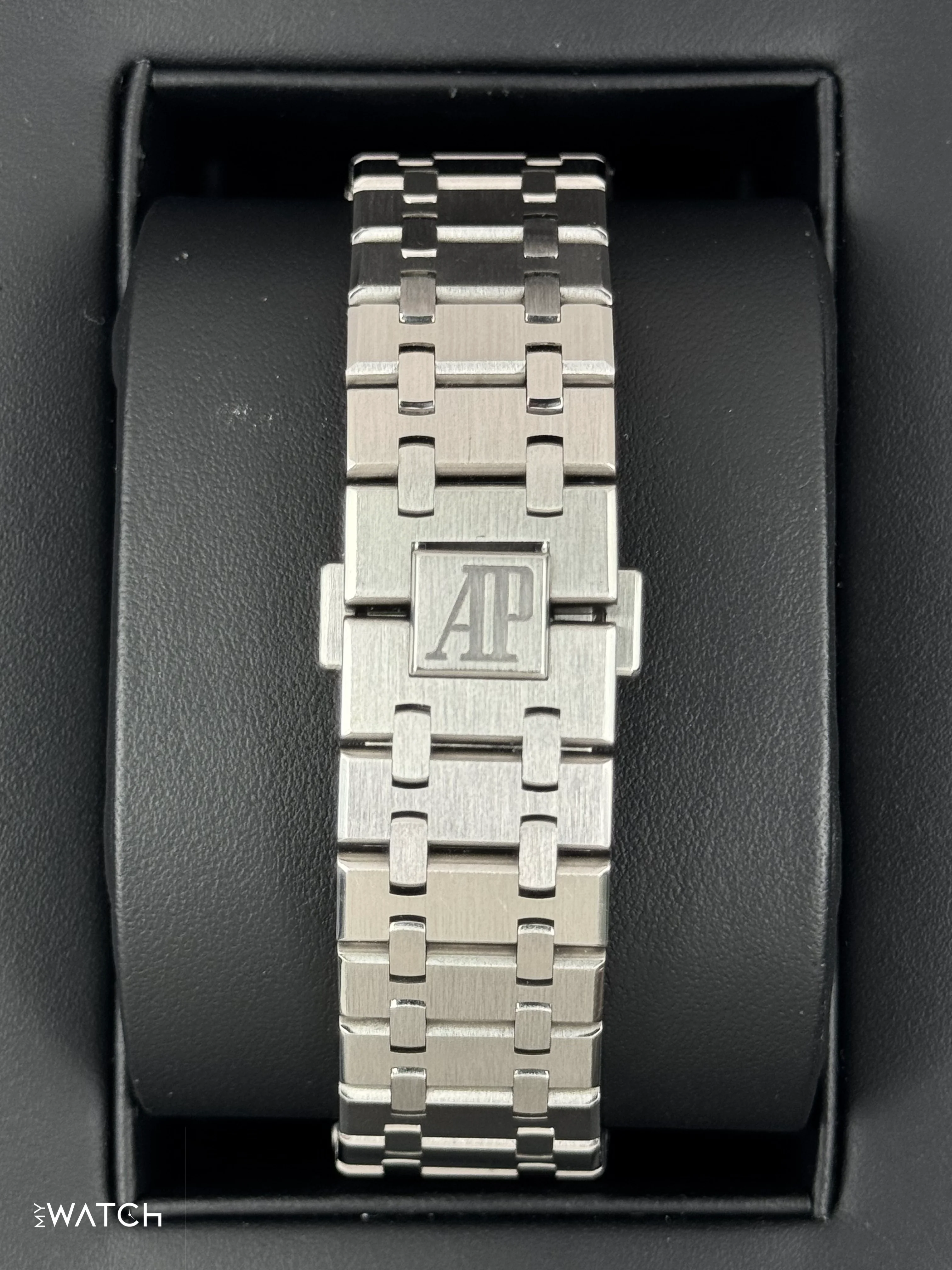 2019 Audemars Piguet Royal Oak 41mm 26331ST Chronograph Blue Dial - Image 2