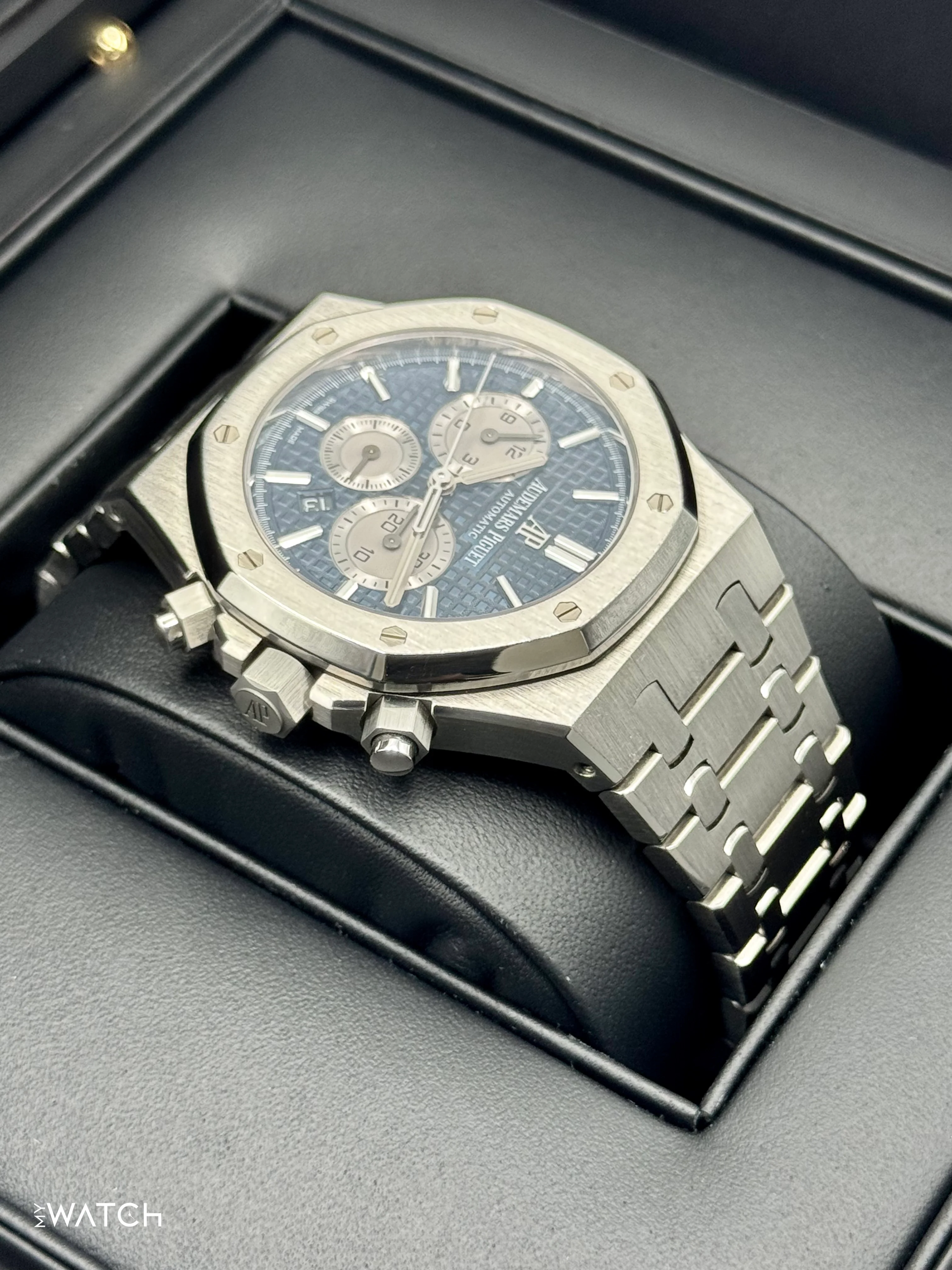 2019 Audemars Piguet Royal Oak 41mm 26331ST Chronograph Blue Dial - Image 8