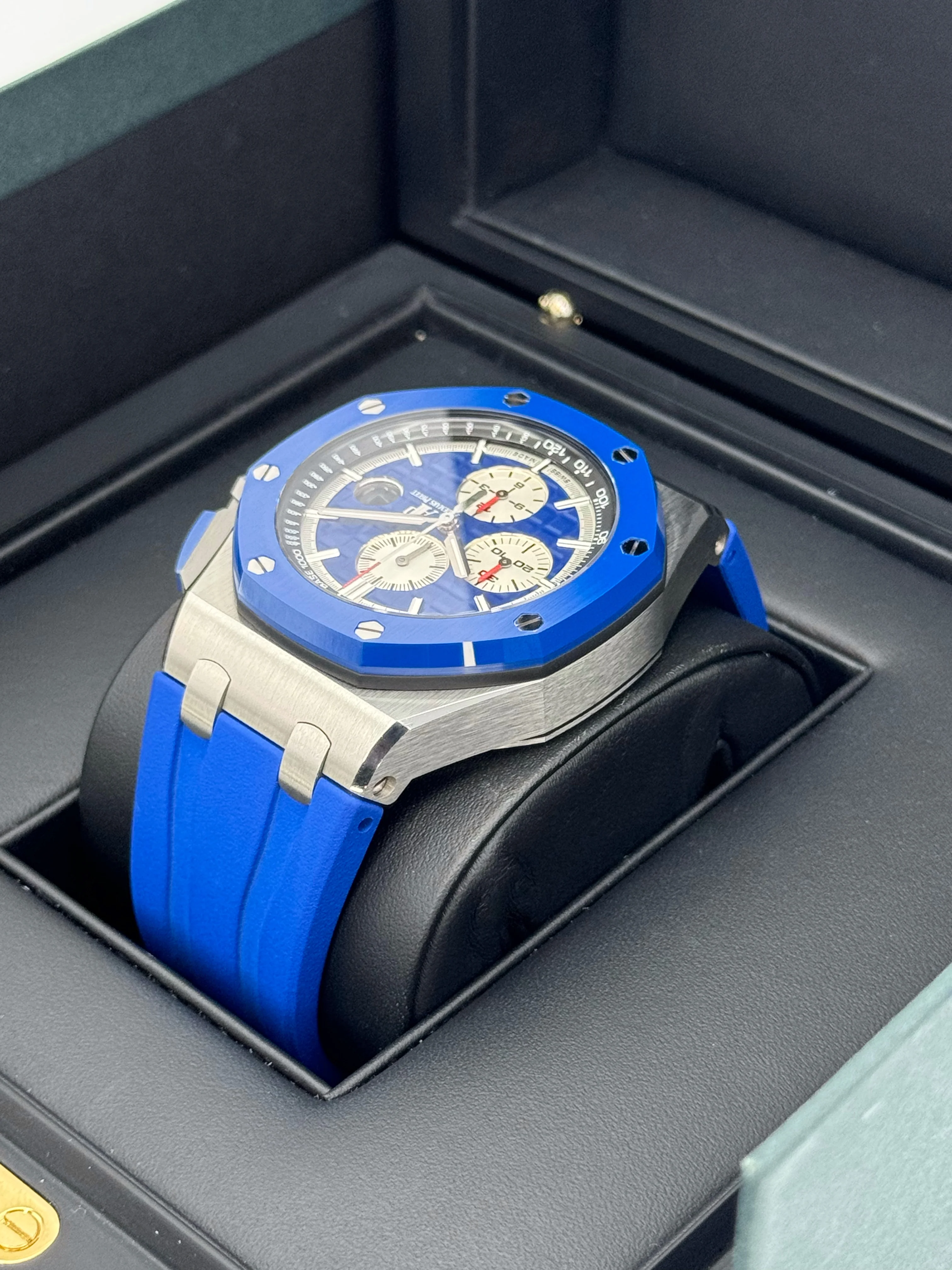 2019 Audemars Piguet Royal Oak Offshore 44mm 26400SO Blue Ceramic - Image 7