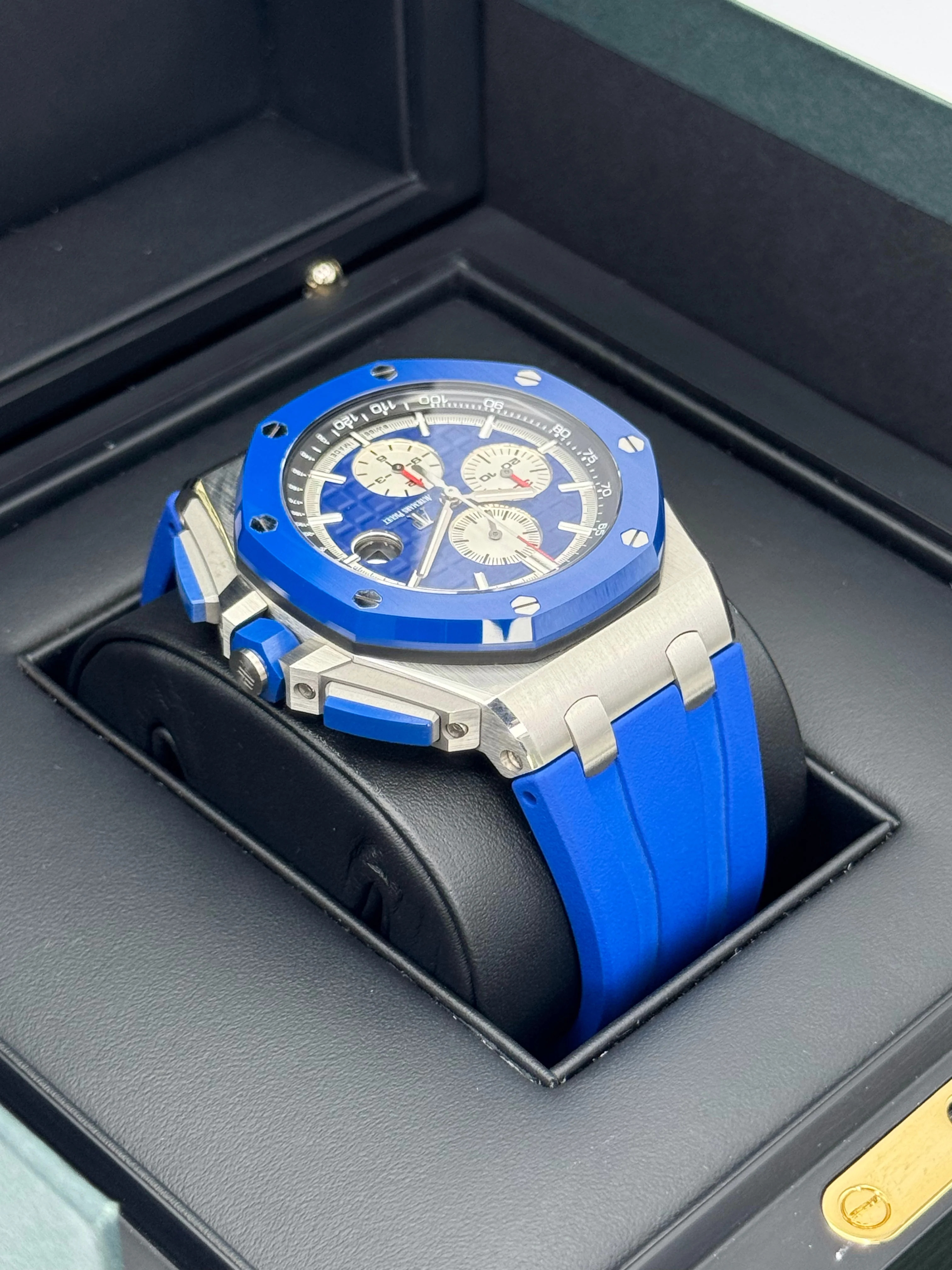 2019 Audemars Piguet Royal Oak Offshore 44mm 26400SO Blue Ceramic - Image 8