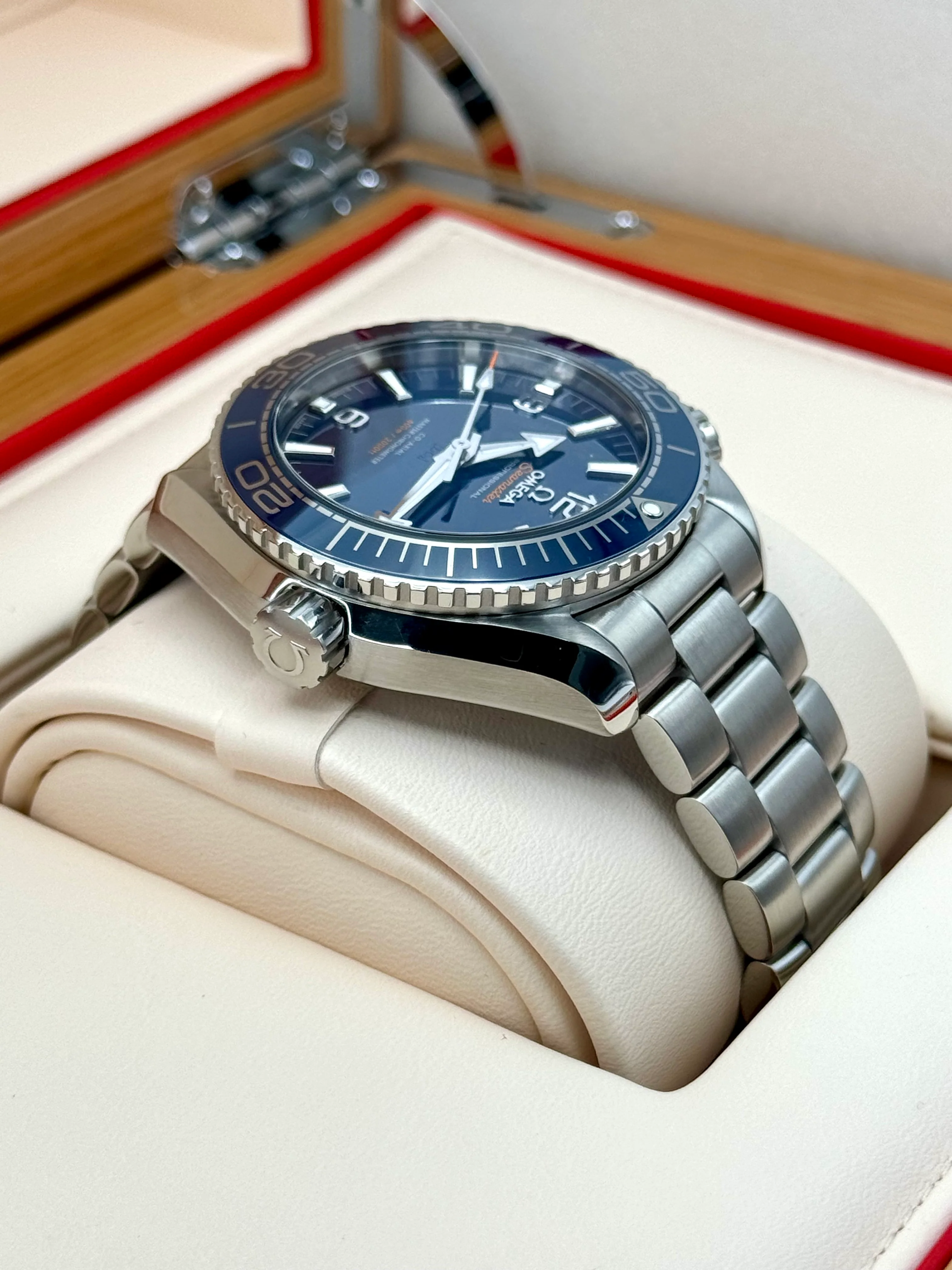 2019 Omega Seamaster Planet Ocean 43.5mm 215.30.44.21.03.001 Blue Dial - Image 8