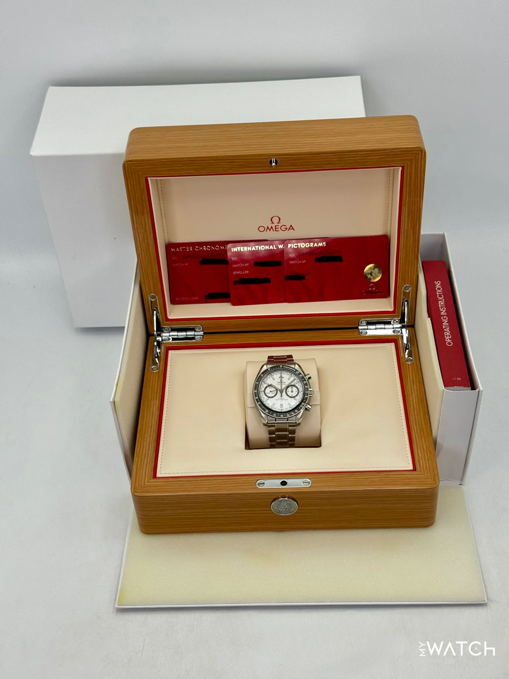 2019 Omega Speedmaster Racing 44.2mm 329.30.44.51.04.001 White Dial - Image 10