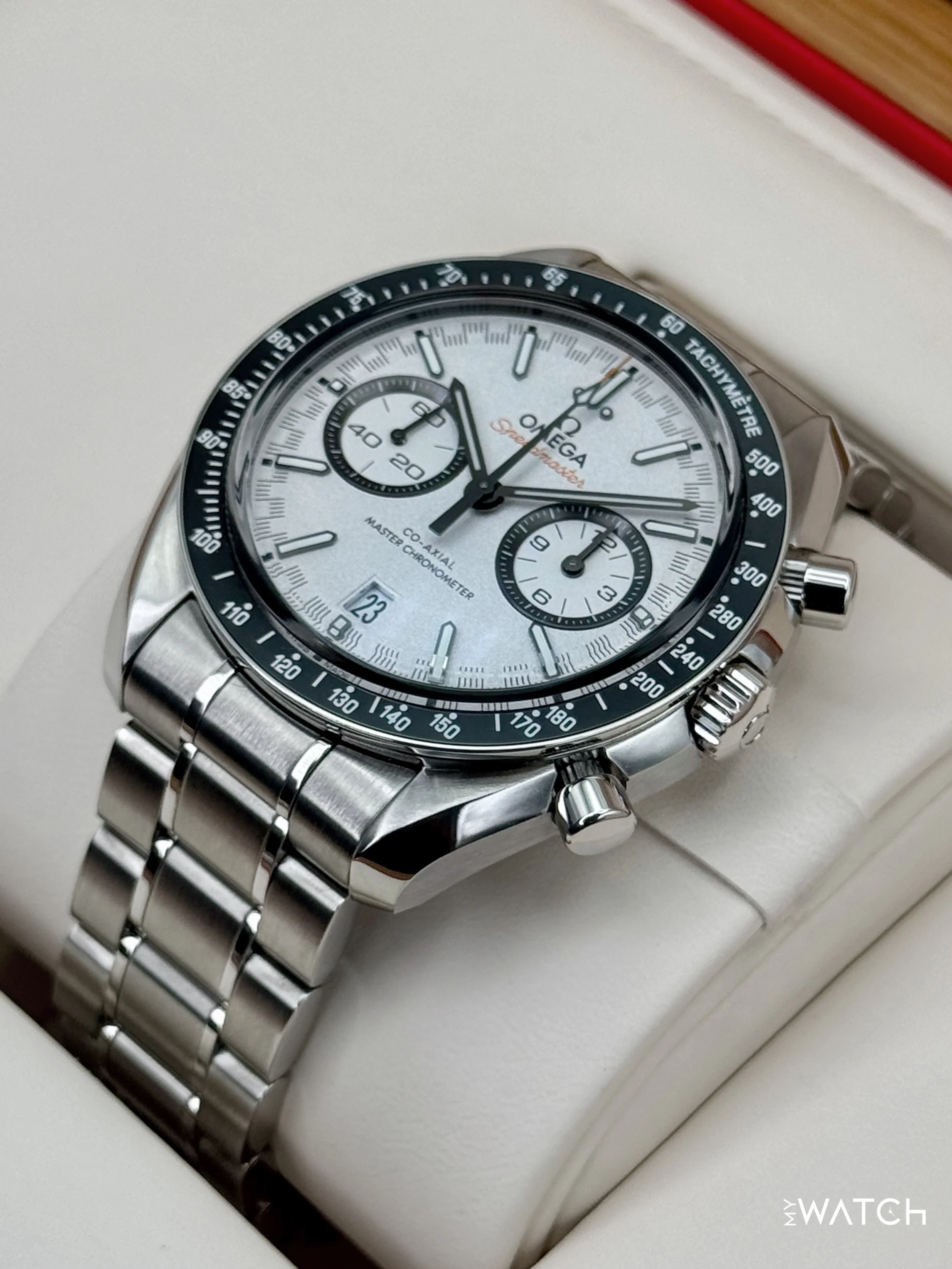 2019 Omega Speedmaster Racing 44.2mm 329.30.44.51.04.001 White Dial - Image 5