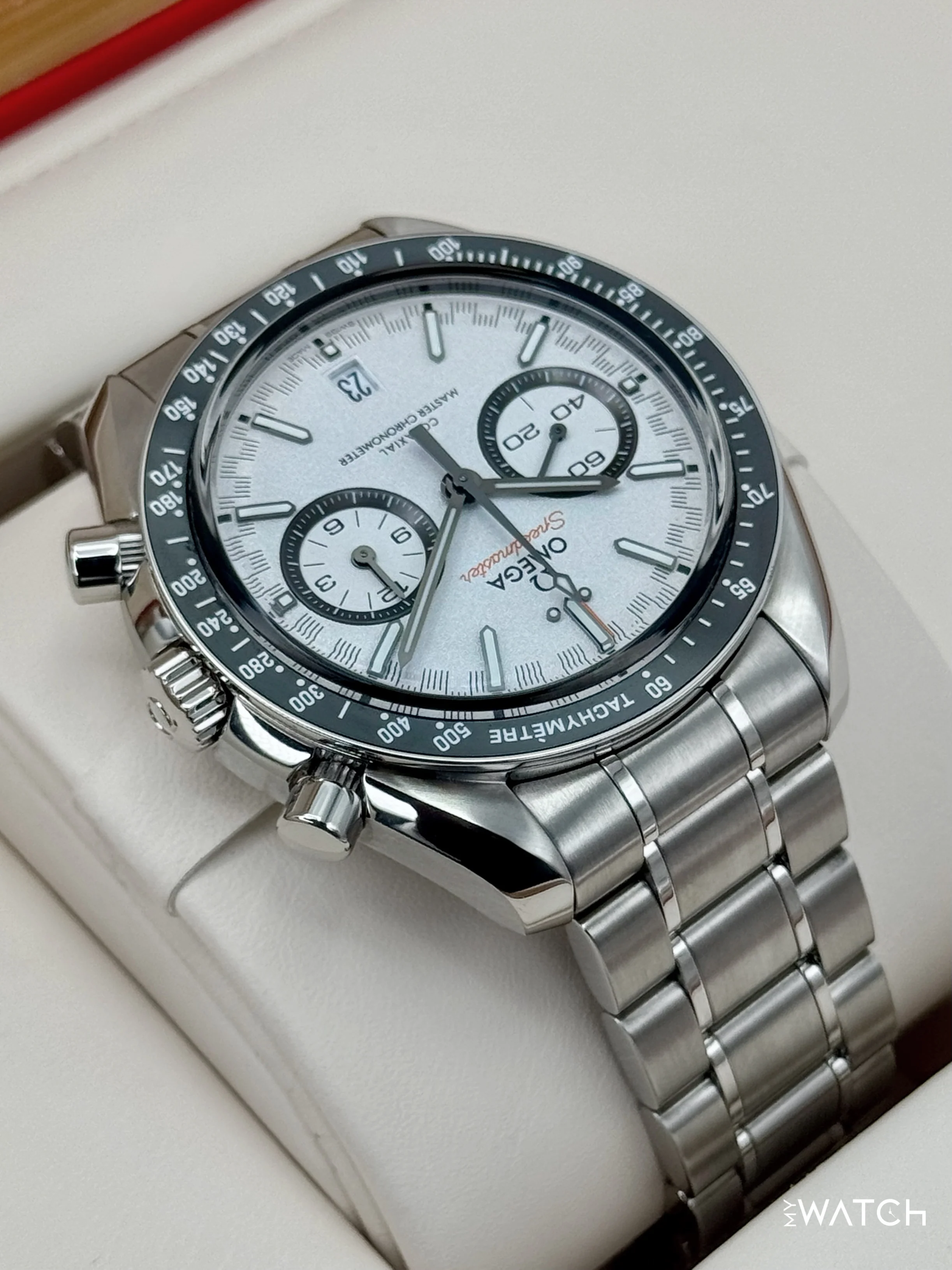 2019 Omega Speedmaster Racing 44.2mm 329.30.44.51.04.001 White Dial - Image 8