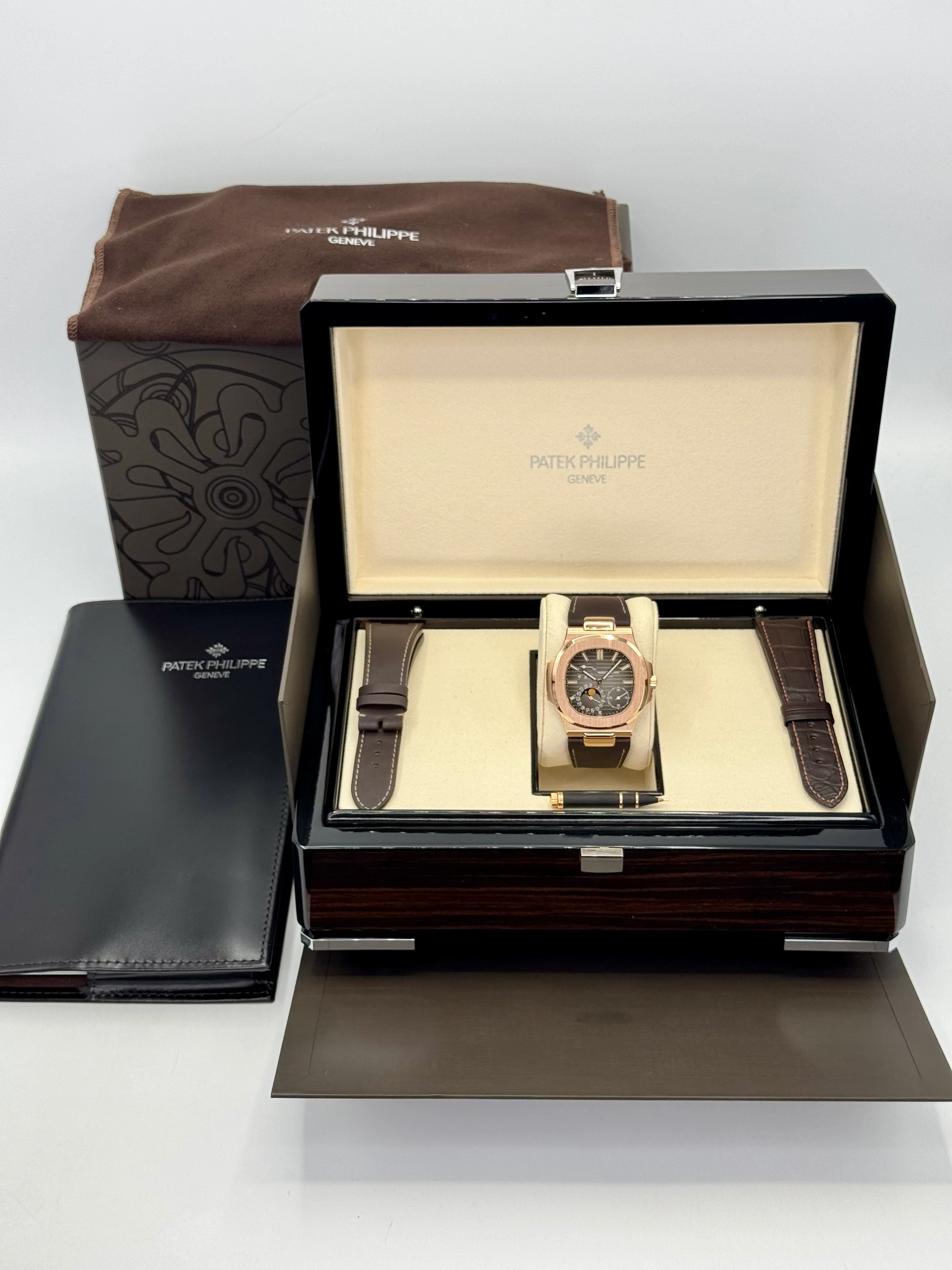 2019 Patek Philippe Nautilus 40mm 5712R  Rose Gold Brown Dial - Image 11
