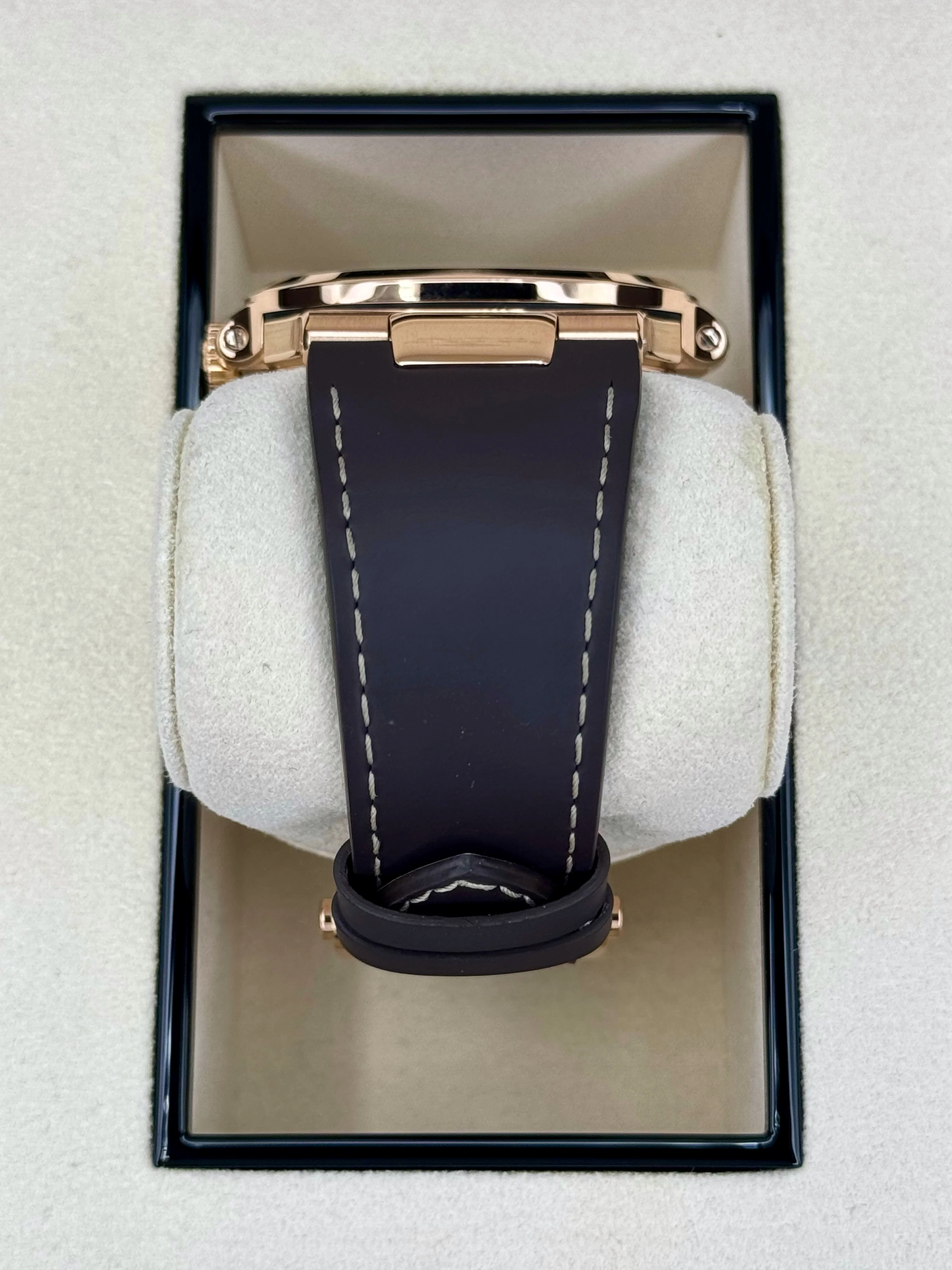 2019 Patek Philippe Nautilus 40mm 5712R  Rose Gold Brown Dial - Image 4
