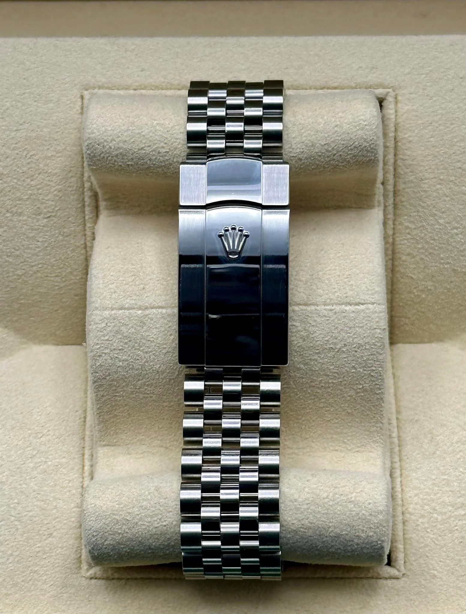2019 Rolex Datejust 41mm 126334 Jubilee Black Diamond Dial - Image 2