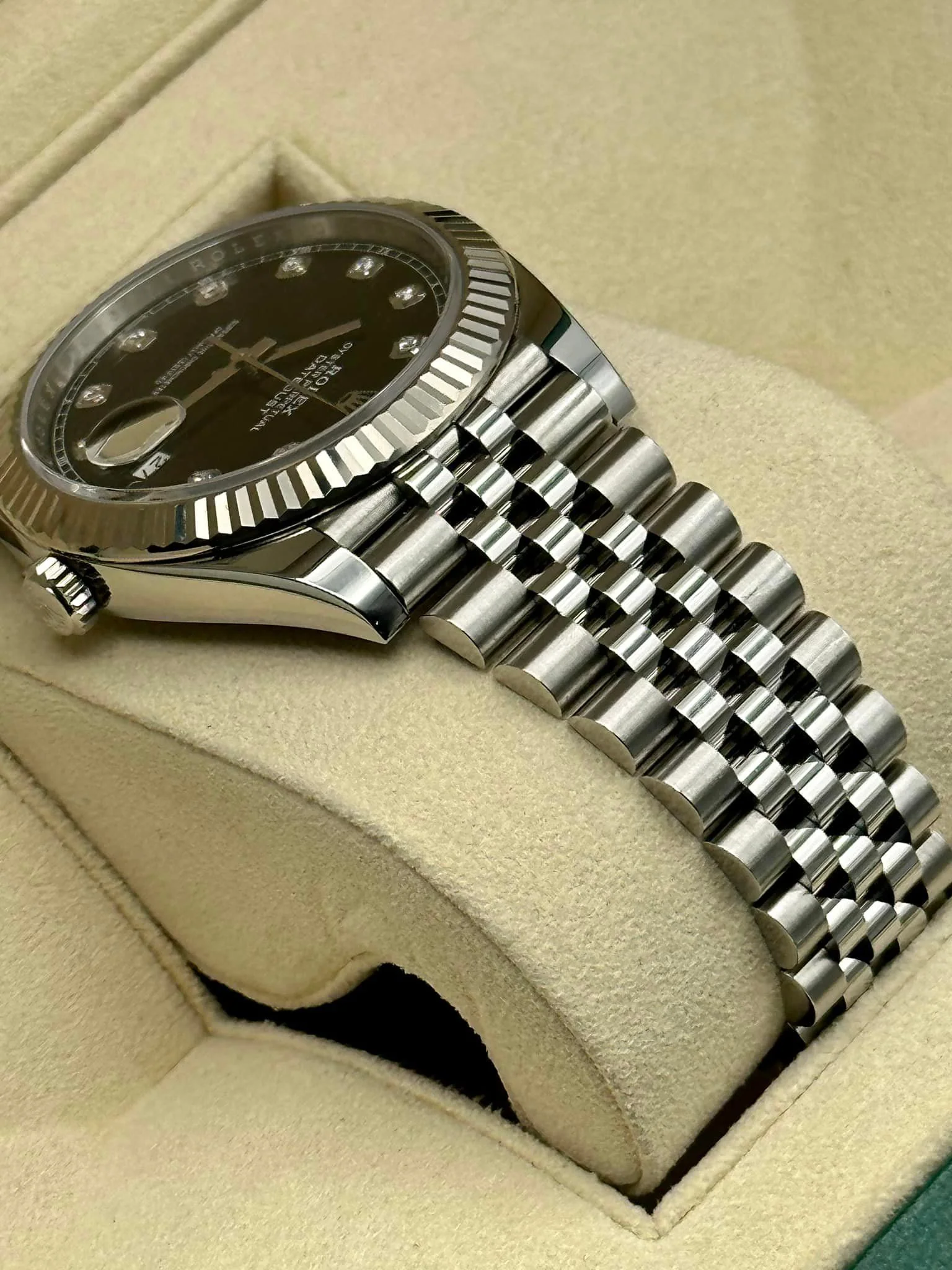 2019 Rolex Datejust 41mm 126334 Jubilee Black Diamond Dial - Image 7