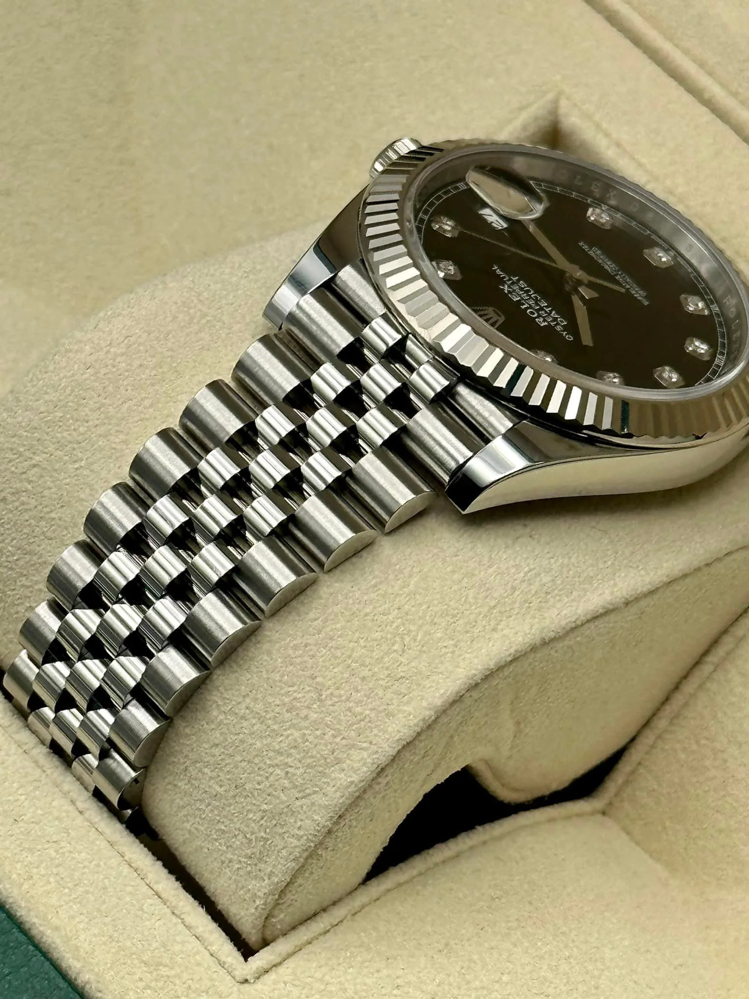 2019 Rolex Datejust 41mm 126334 Jubilee Black Diamond Dial - Image 8