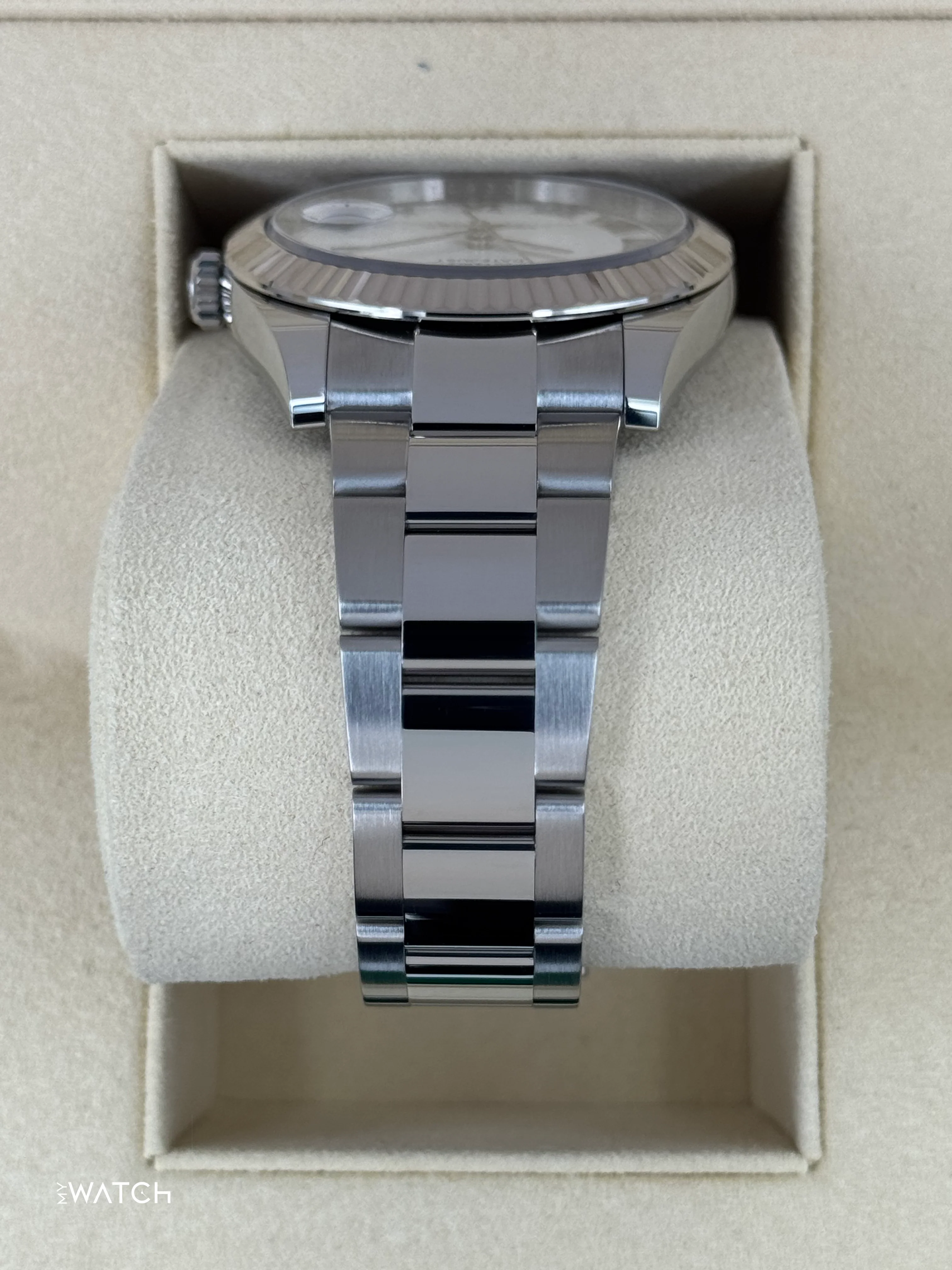 2019 Rolex Datejust 41mm 126334 Stainless Steel Oyster White Dial - Image 4