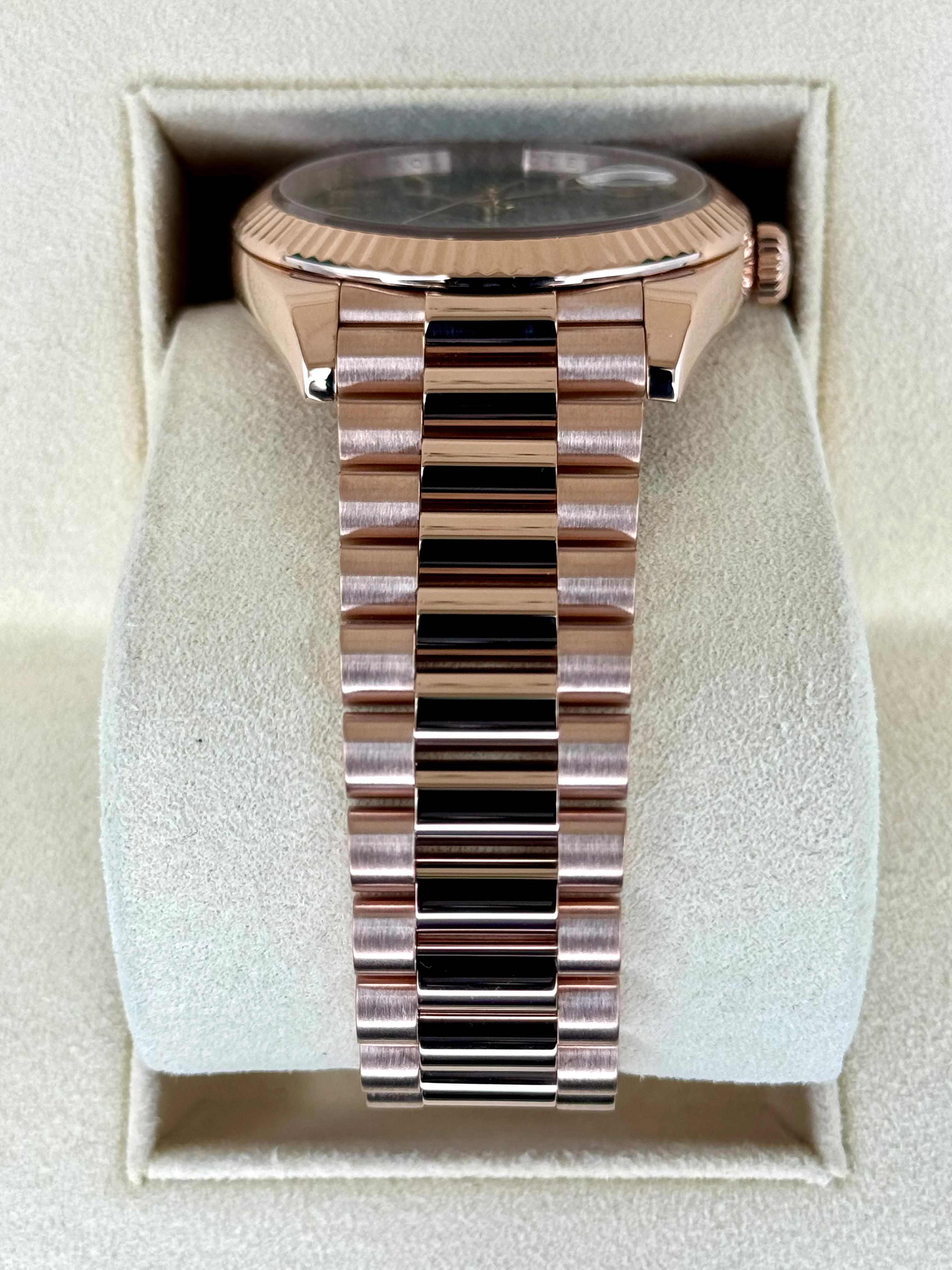 2019 Rolex Day-Date 40mm 228235 Presidential Rose Gold Olive Dial - Image 3