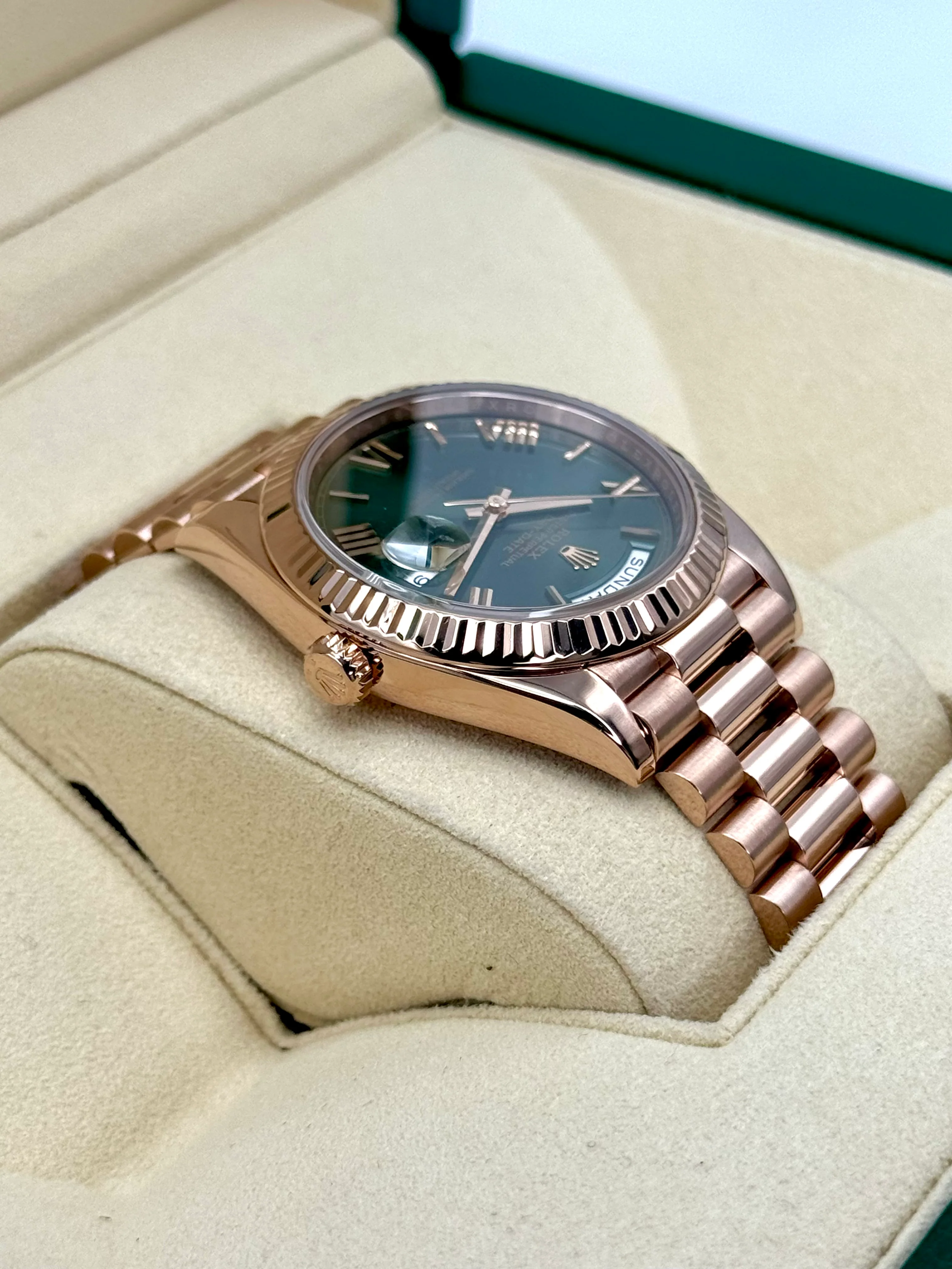 2019 Rolex Day-Date 40mm 228235 Presidential Rose Gold Olive Dial - Image 8