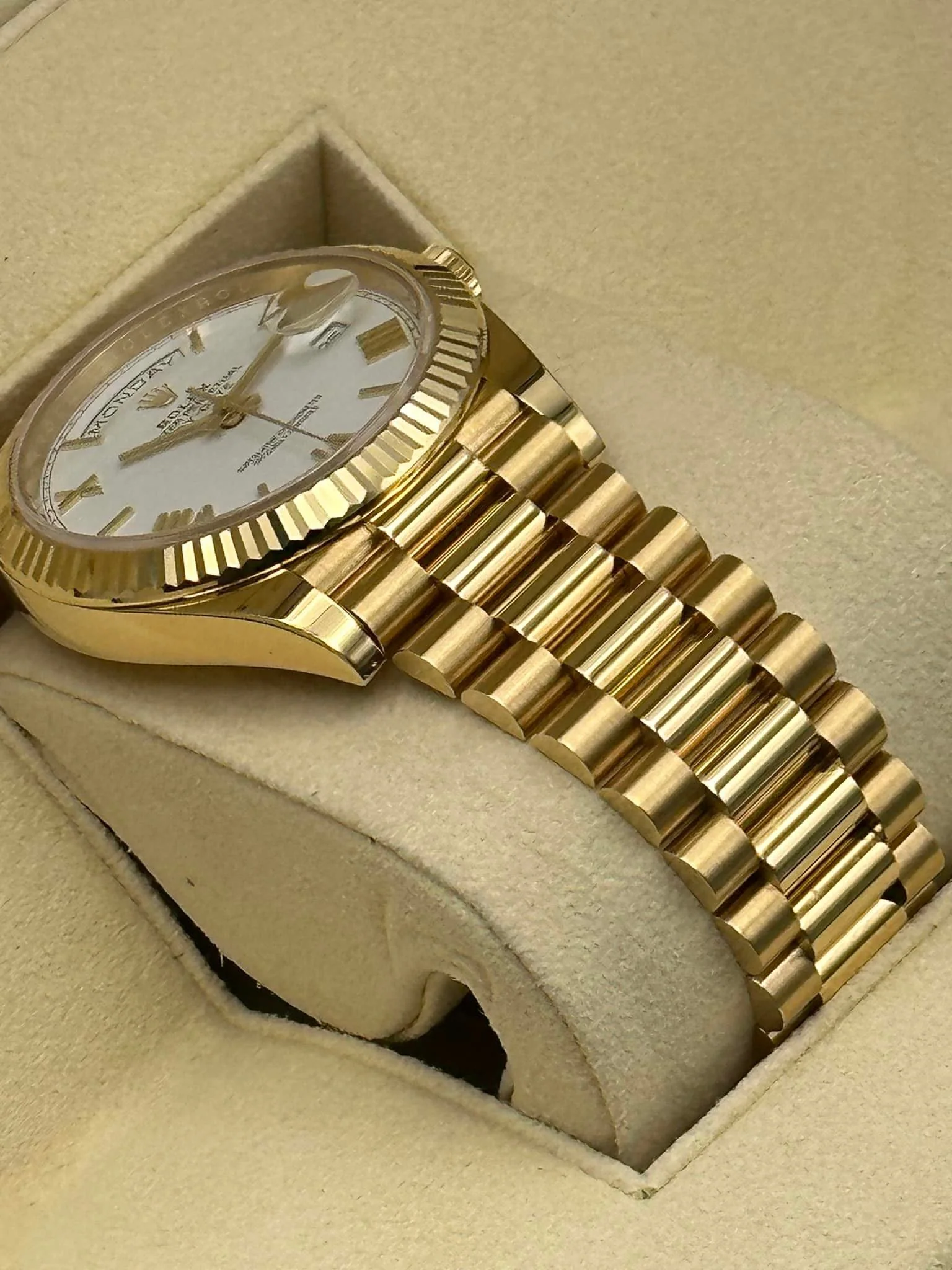 2019 Rolex Day-Date 40mm 228238 Presidential White Dial - Image 7