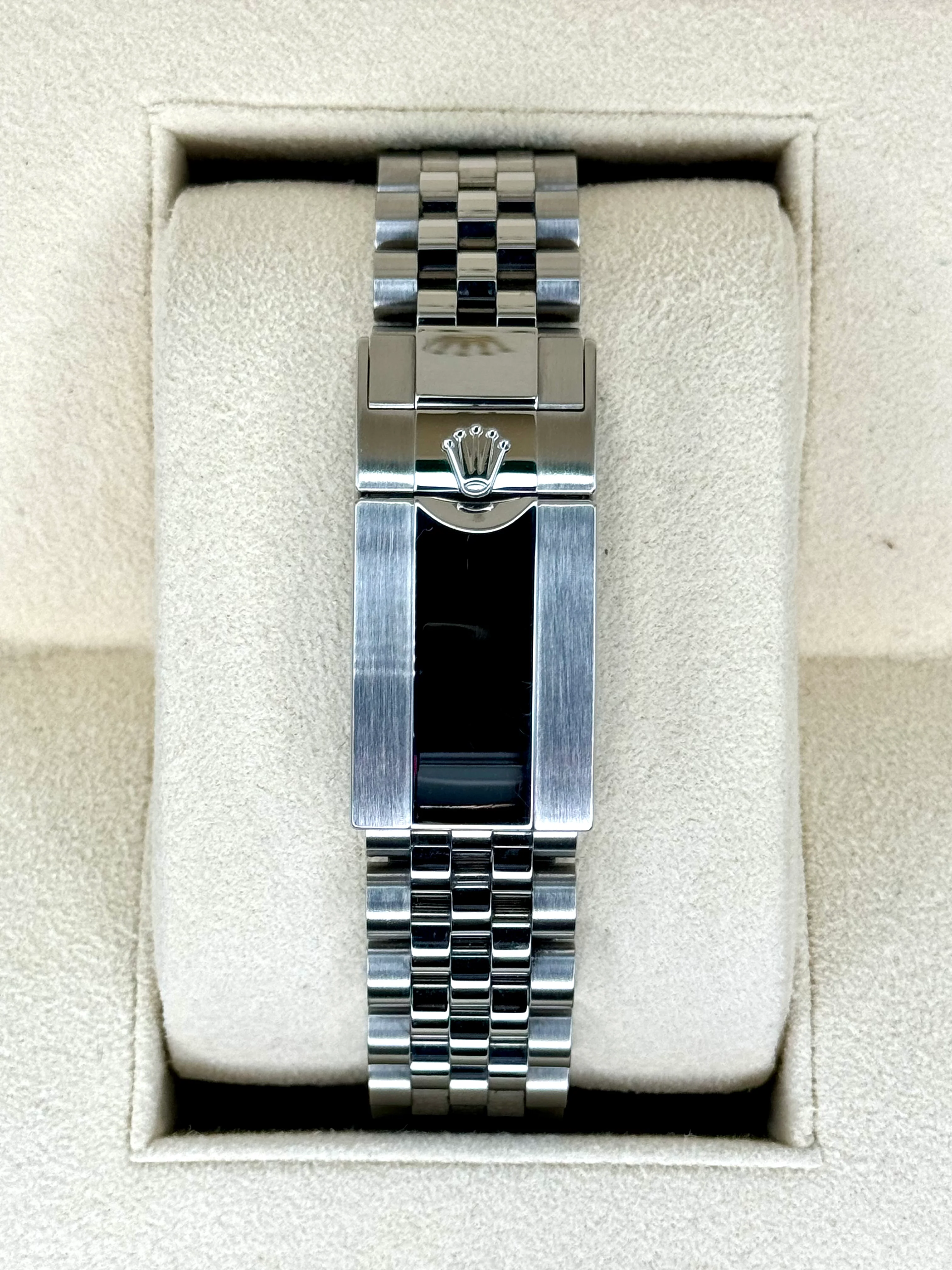 2019 Rolex GMT-Master II “Batgirl” 40mm 126710BLNR Jubilee Black Dial - Image 2