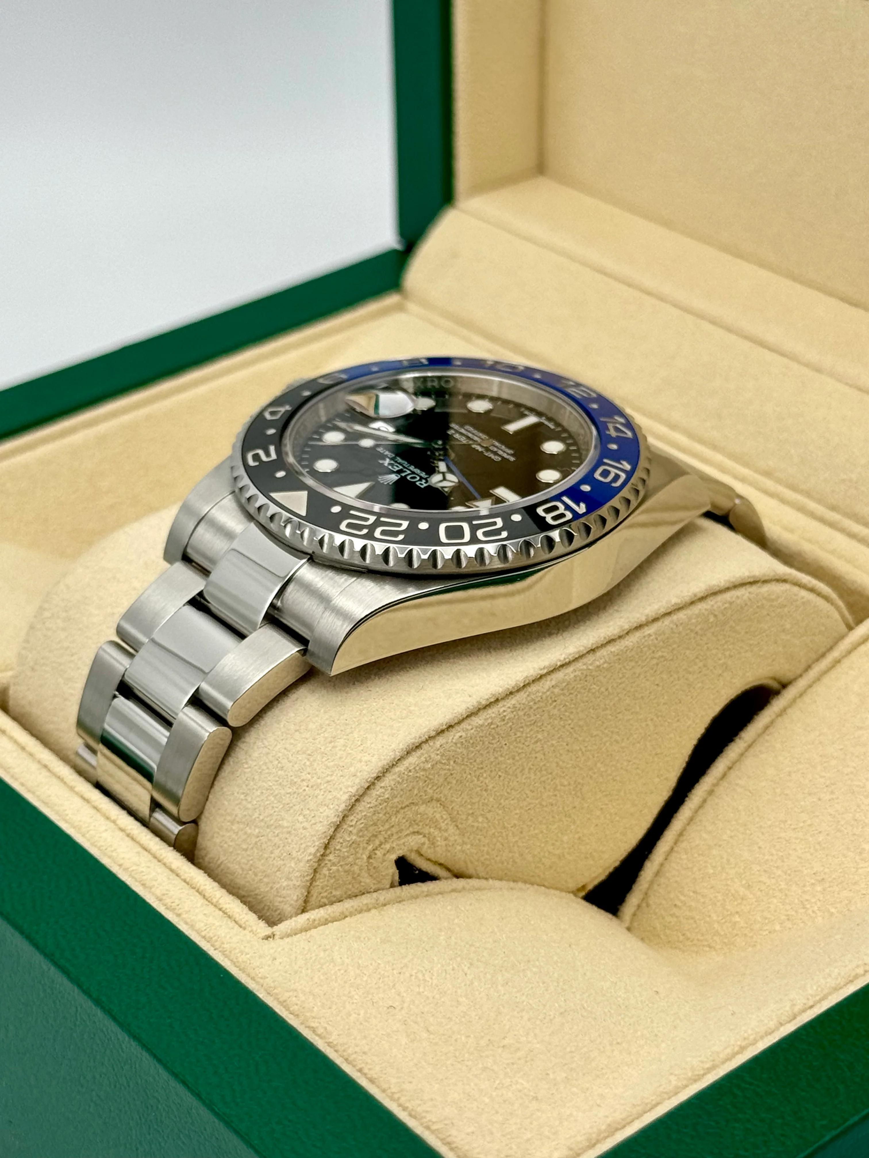 2019 Rolex GMT-Master II "Batman" 40mm 116710BLNR Oyster - Image 7
