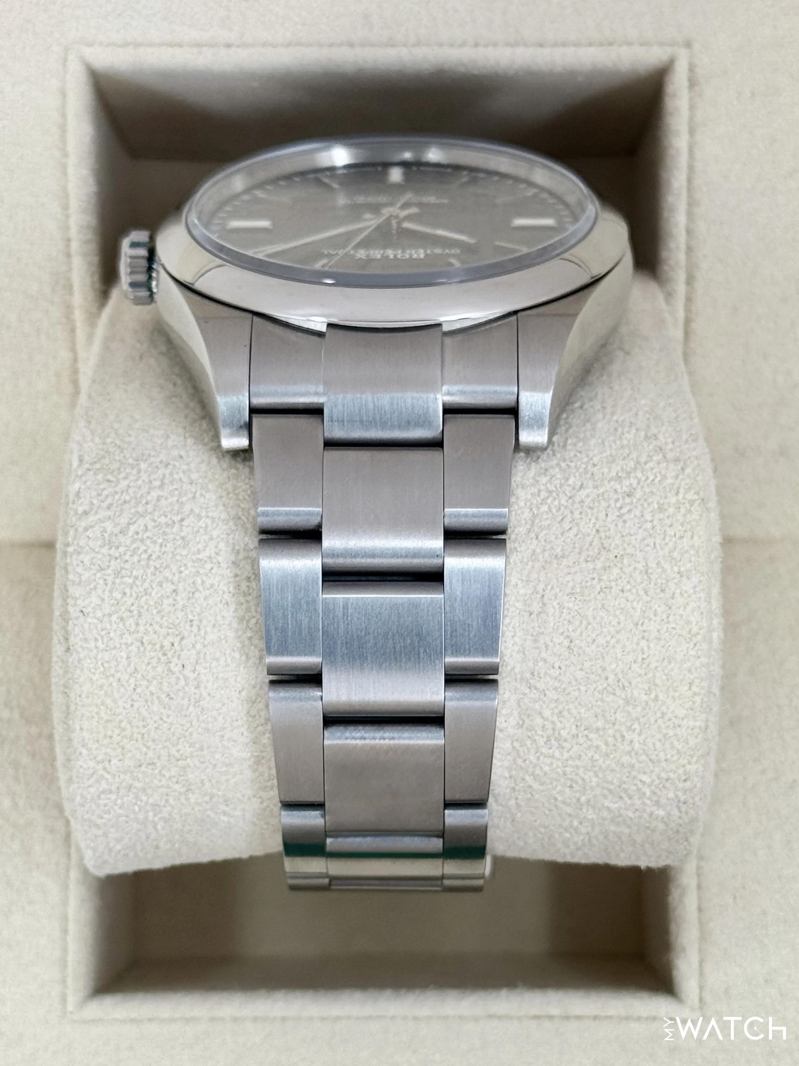 2019 Rolex Oyster Perpetual 39mm 114300 Rhodium Dial - Image 4