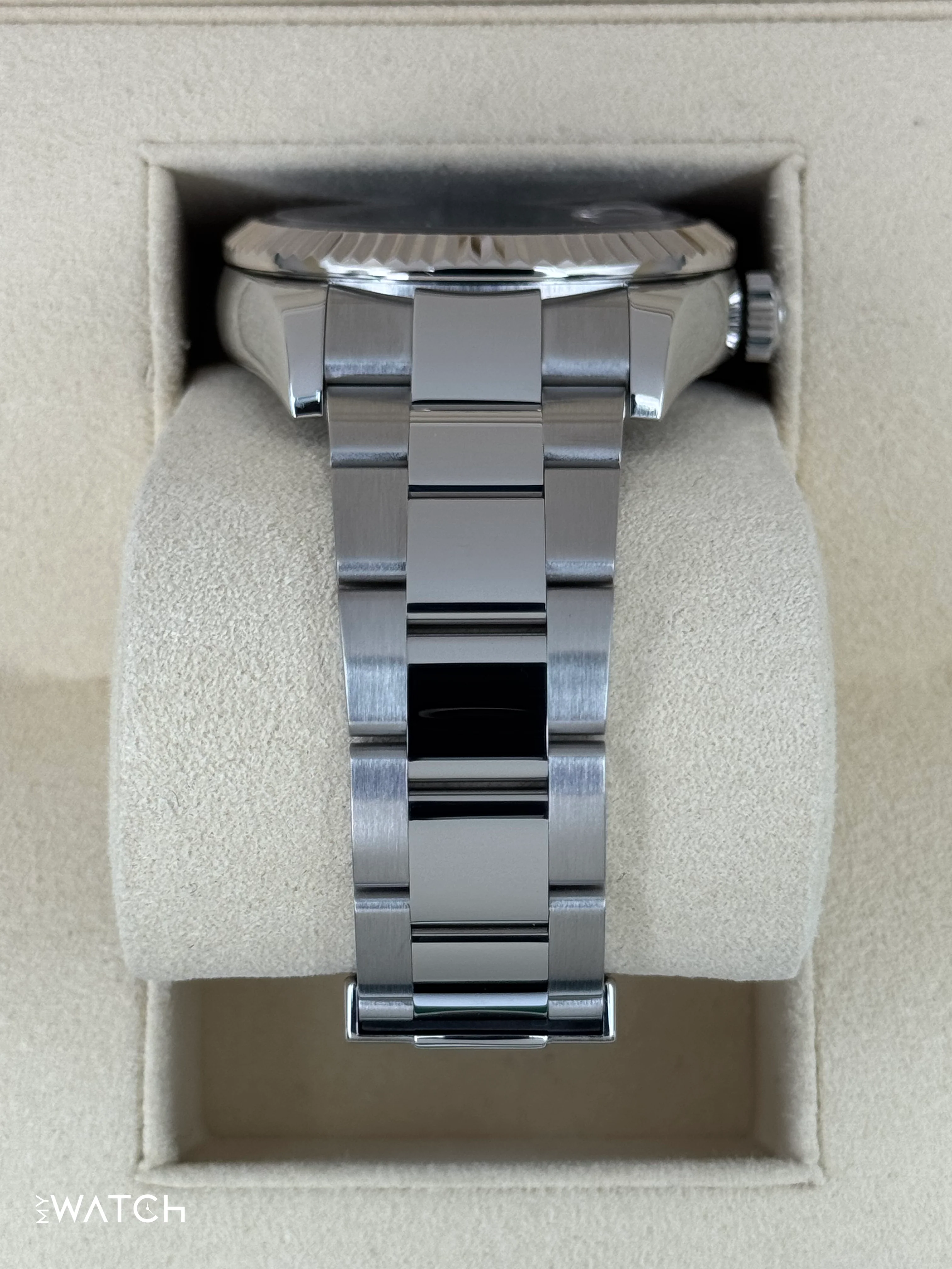 2019 Rolex Sky-Dweller 42mm 326934 Oyster Black Dial - Image 3