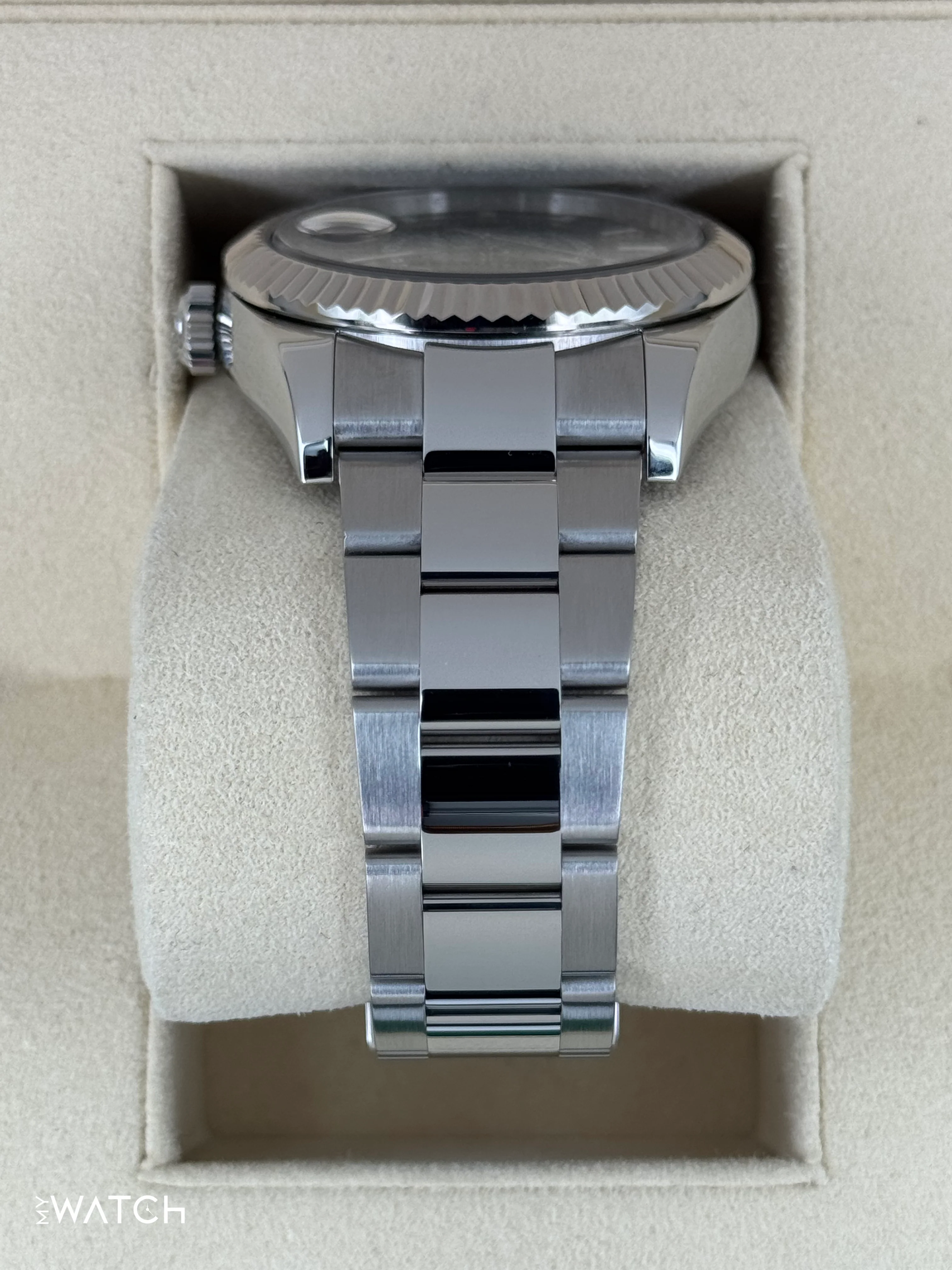 2019 Rolex Sky-Dweller 42mm 326934 Oyster Black Dial - Image 4