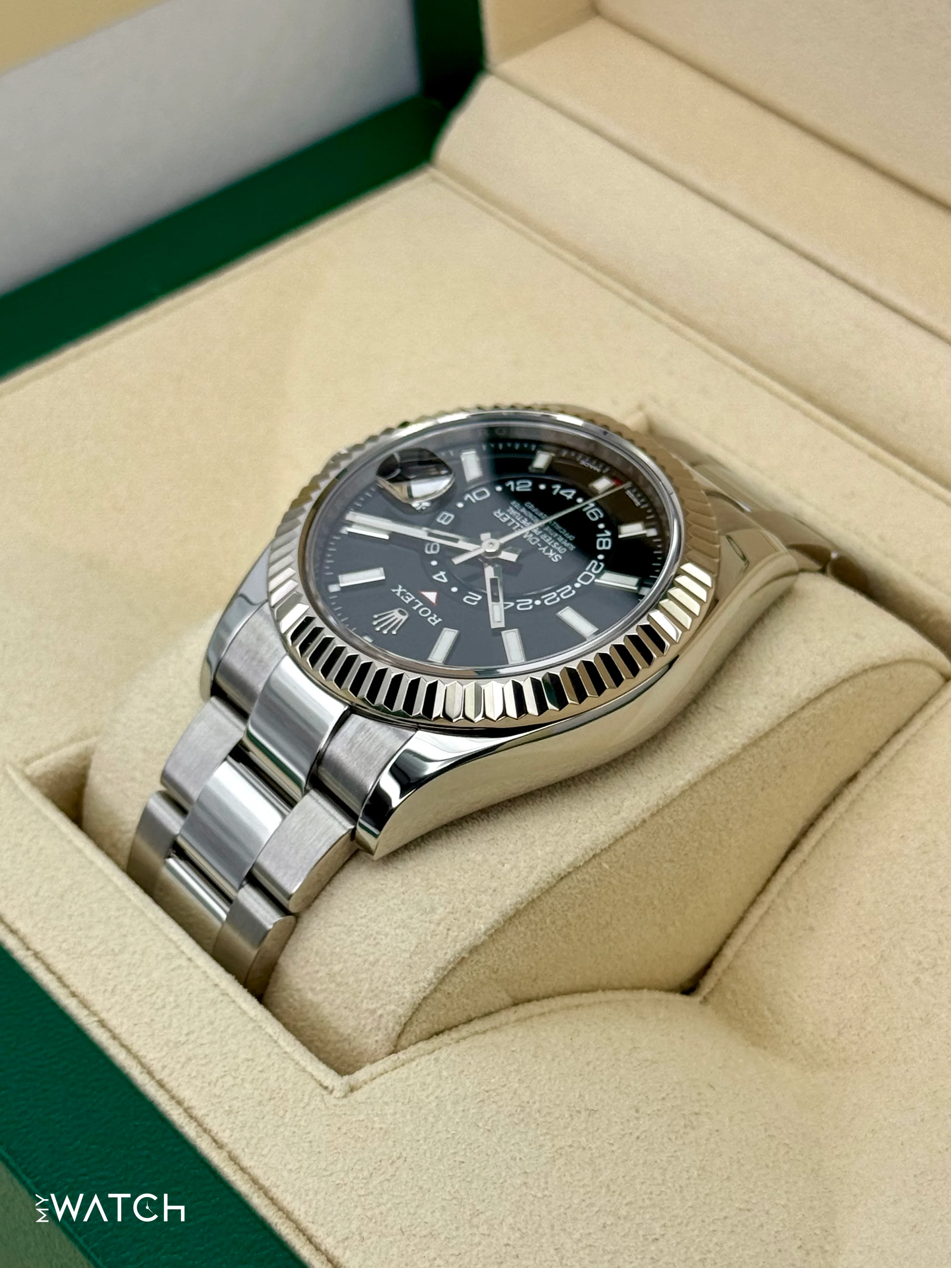 2019 Rolex Sky-Dweller 42mm 326934 Oyster Black Dial - Image 7