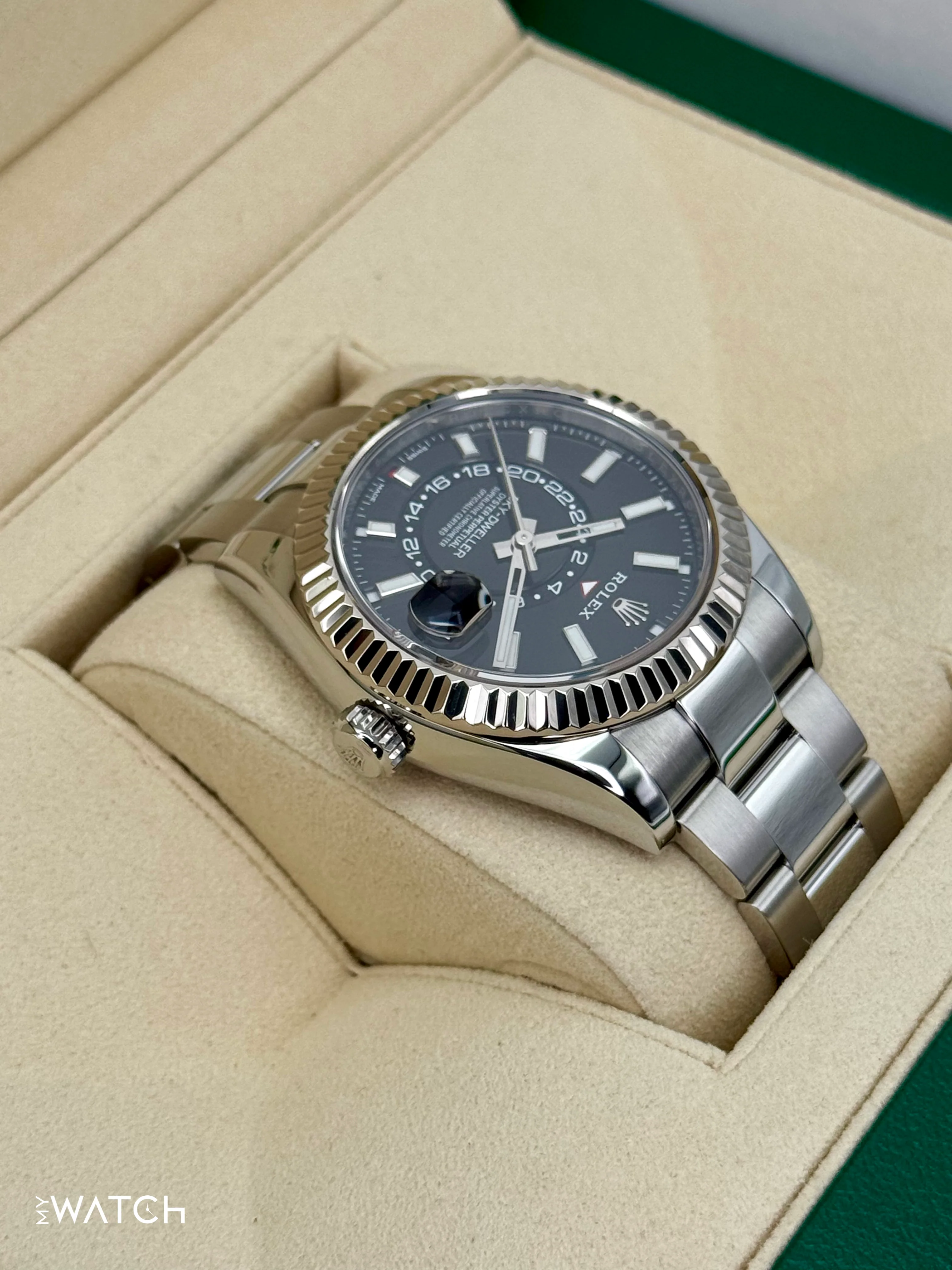 2019 Rolex Sky-Dweller 42mm 326934 Oyster Black Dial - Image 8