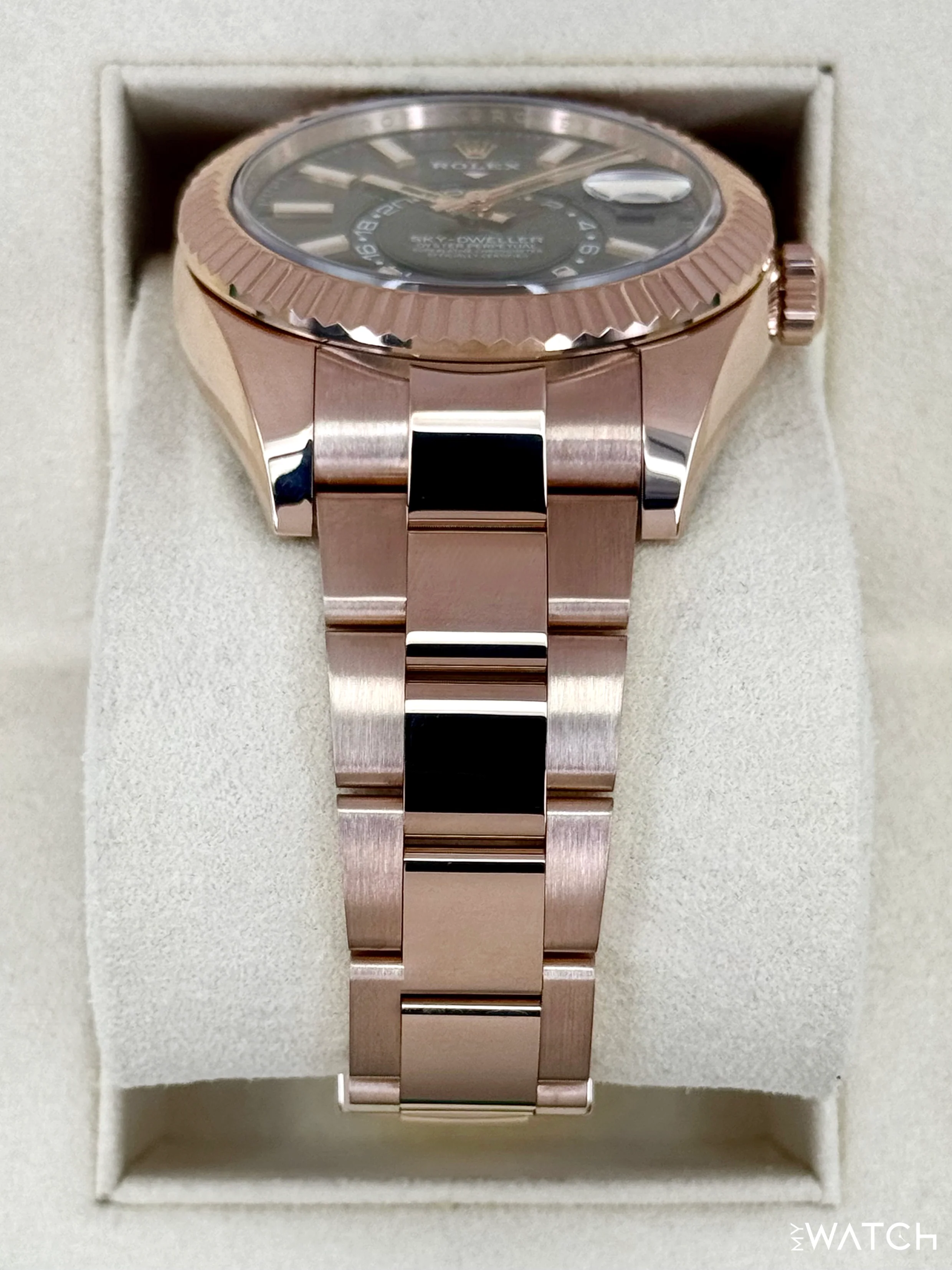 2019 Rolex Sky-Dweller 42mm 326935 Rose Gold Oyster Rhodium Dial - Image 3