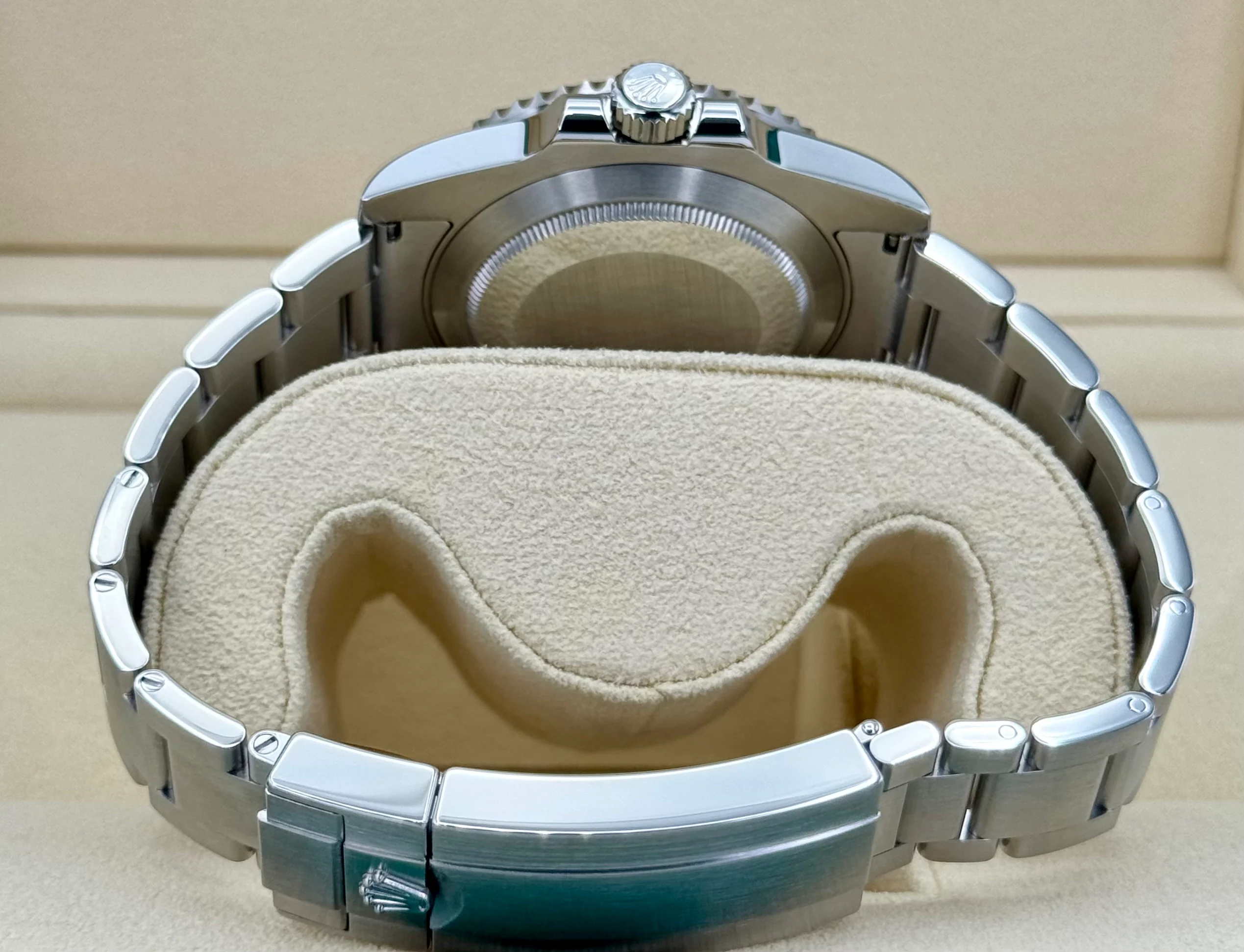 2019 Rolex Submariner "Hulk" 40mm 116610LV Green Dial - Image 9