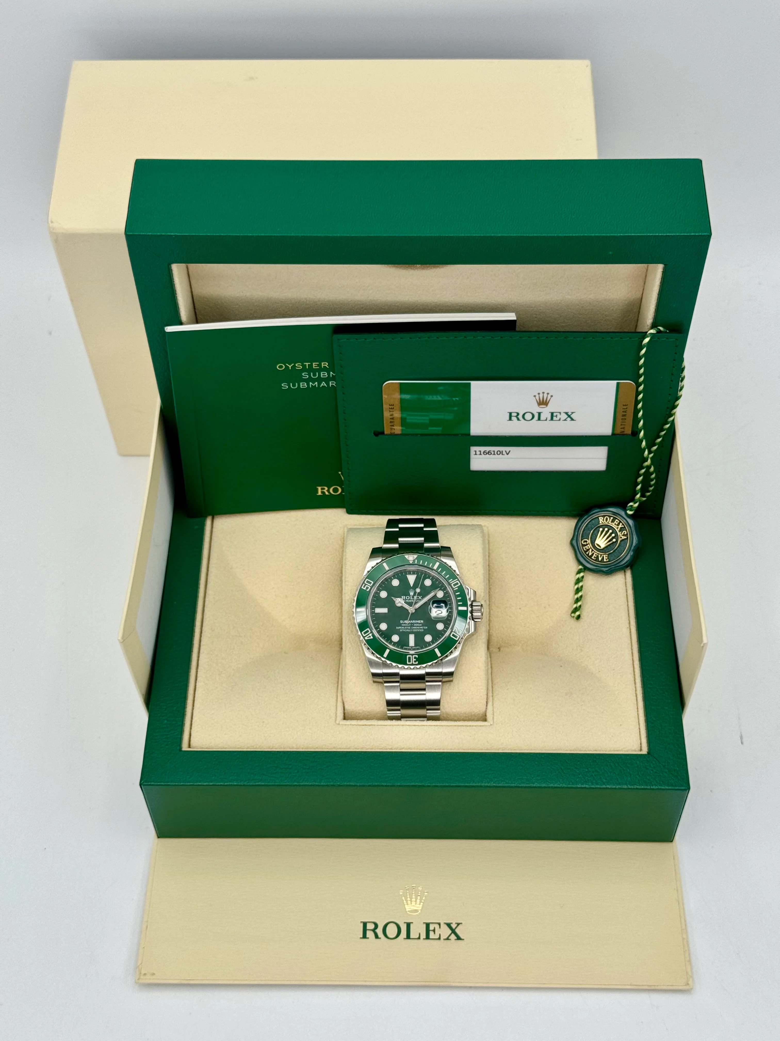 2019 Rolex Submariner "Hulk" 40mm 116610LV Green Dial - Image 10