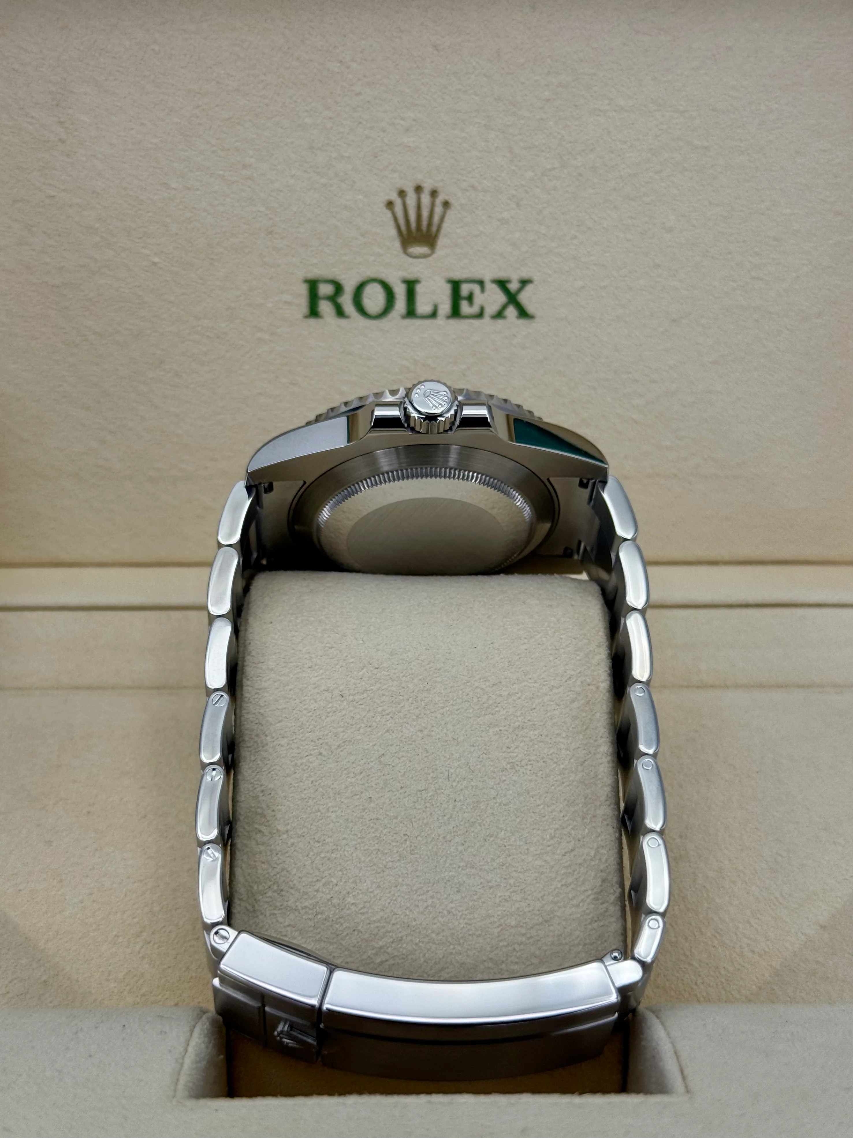 2019 Rolex Submariner "Hulk" 40mm 116610LV Green Dial - Image 9