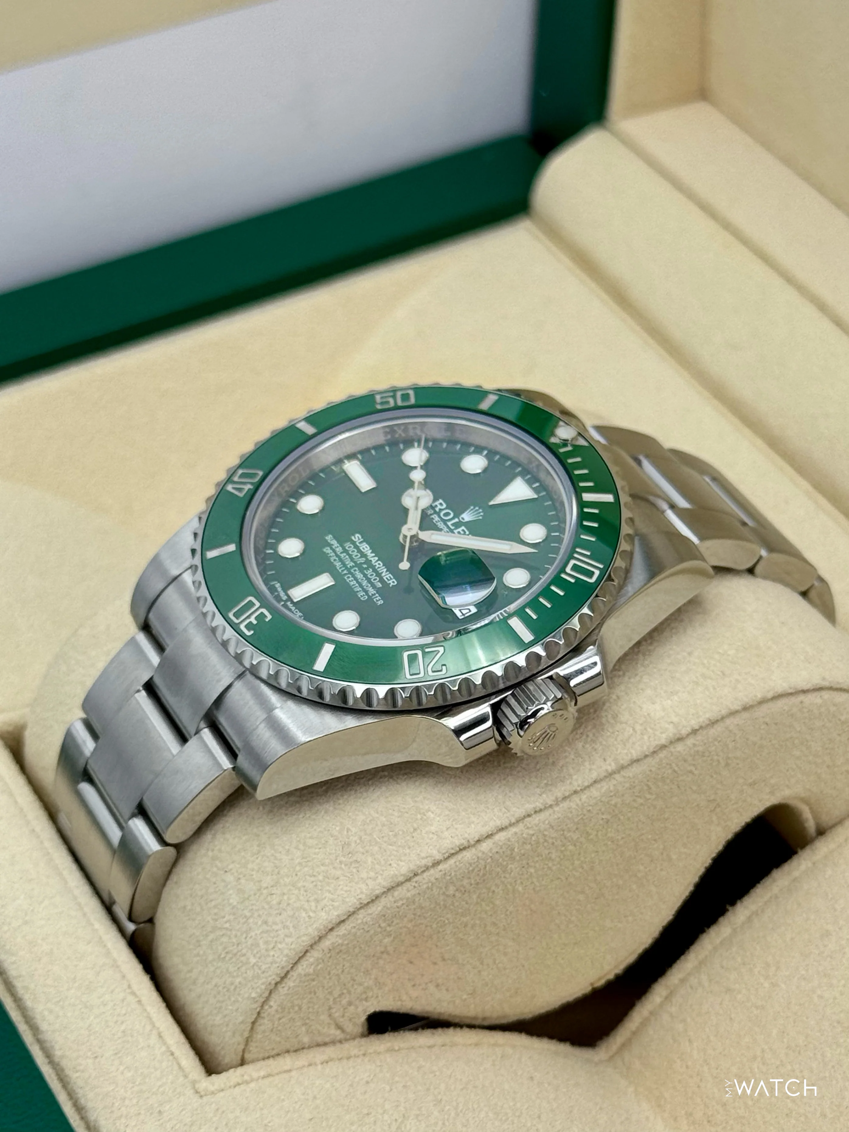 2019 Rolex Submariner “Hulk” 40mm 116610LV Green Dial - Image 5