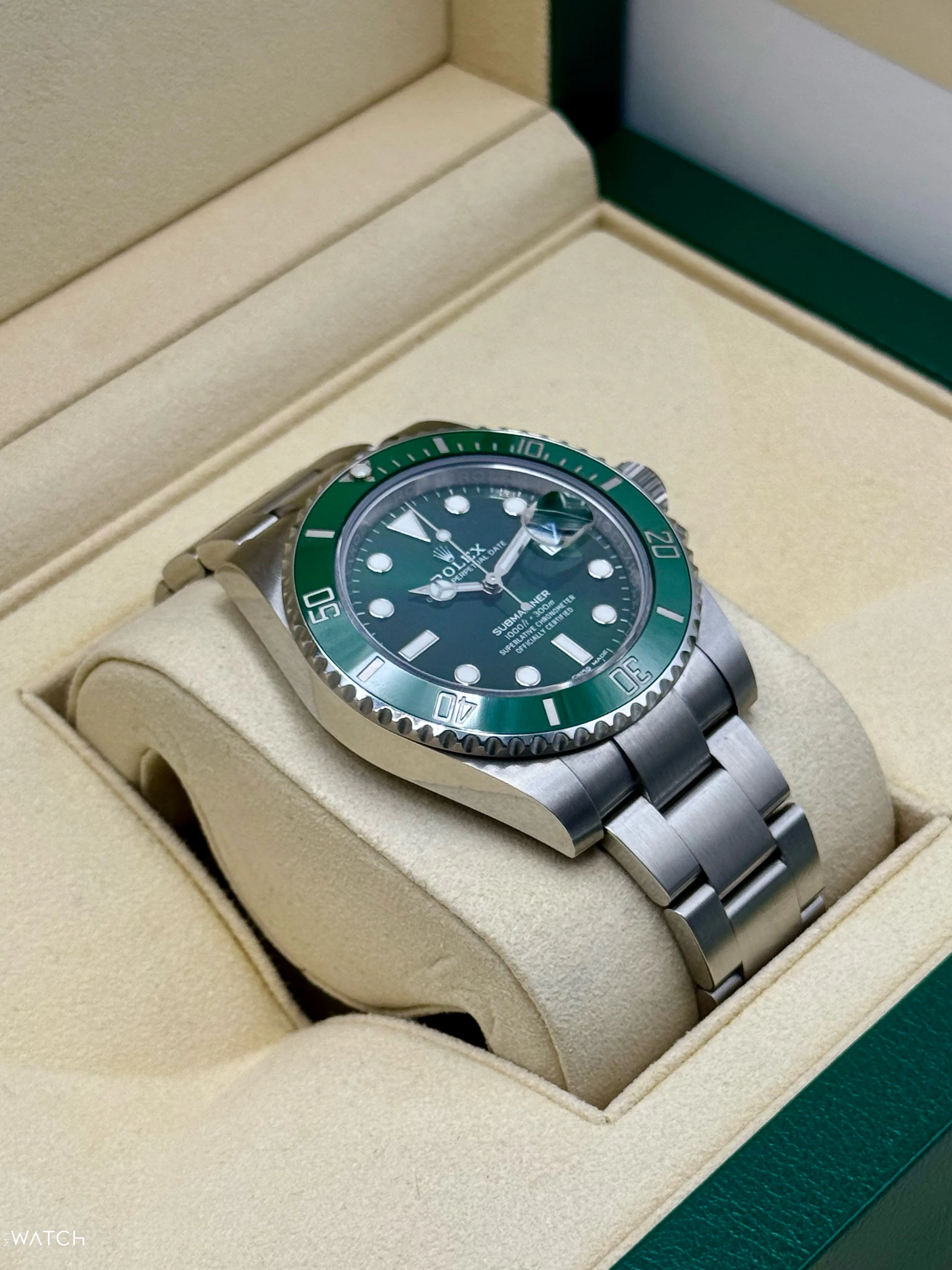 2019 Rolex Submariner “Hulk” 40mm 116610LV Green Dial - Image 5
