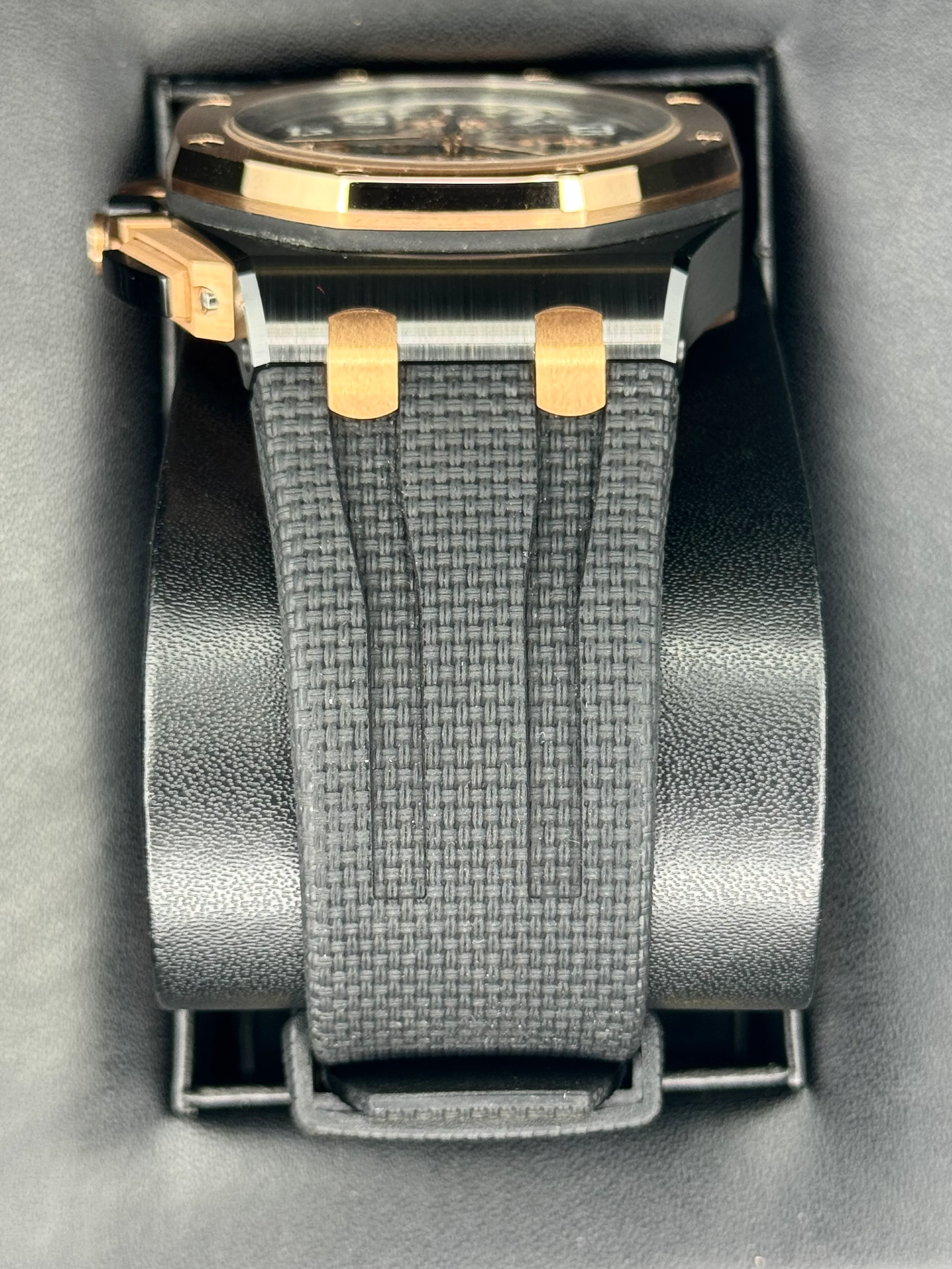 Audemars Piguet Royal Oak Offshore 44mm 26405NR - Image 4
