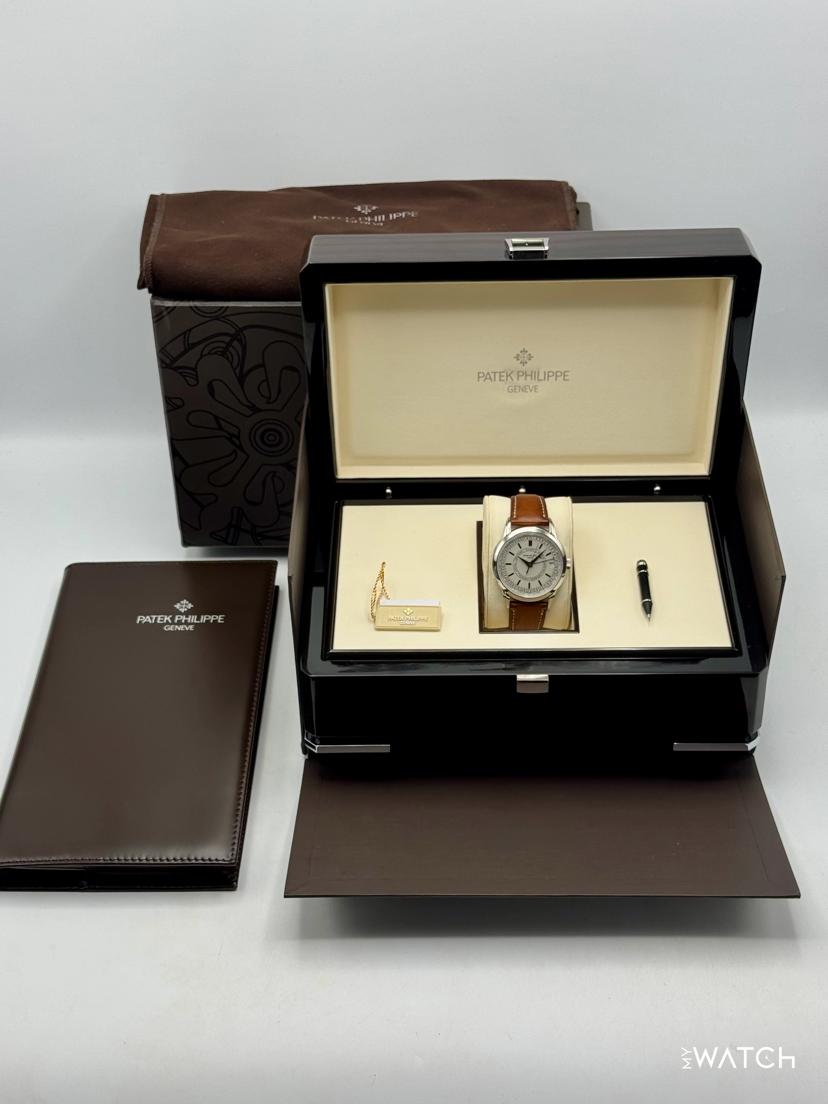 2020 Patek Philippe Calatrava Weekly Calendar 40mm 5212A Stainless Steel White Dial - Image 11