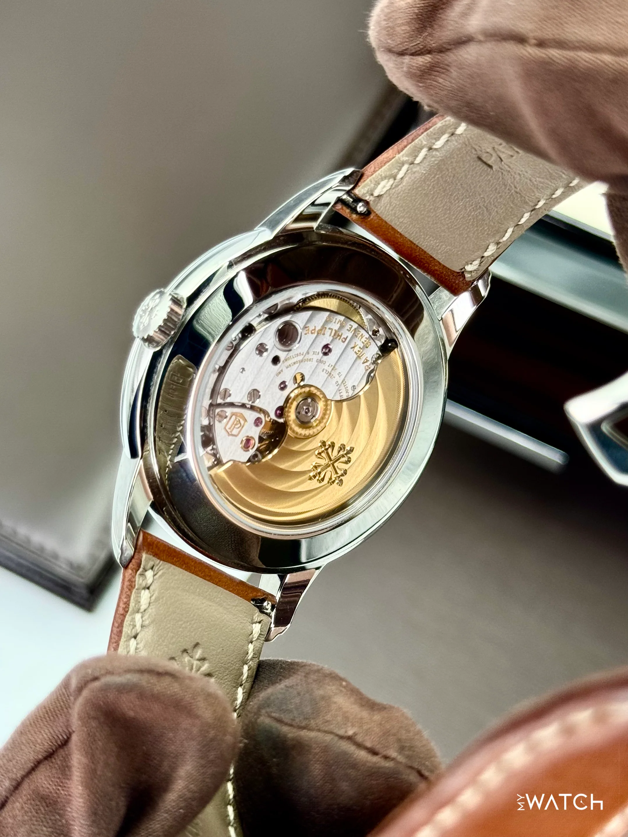 2020 Patek Philippe Calatrava Weekly Calendar 40mm 5212A Stainless Steel White Dial - Image 9
