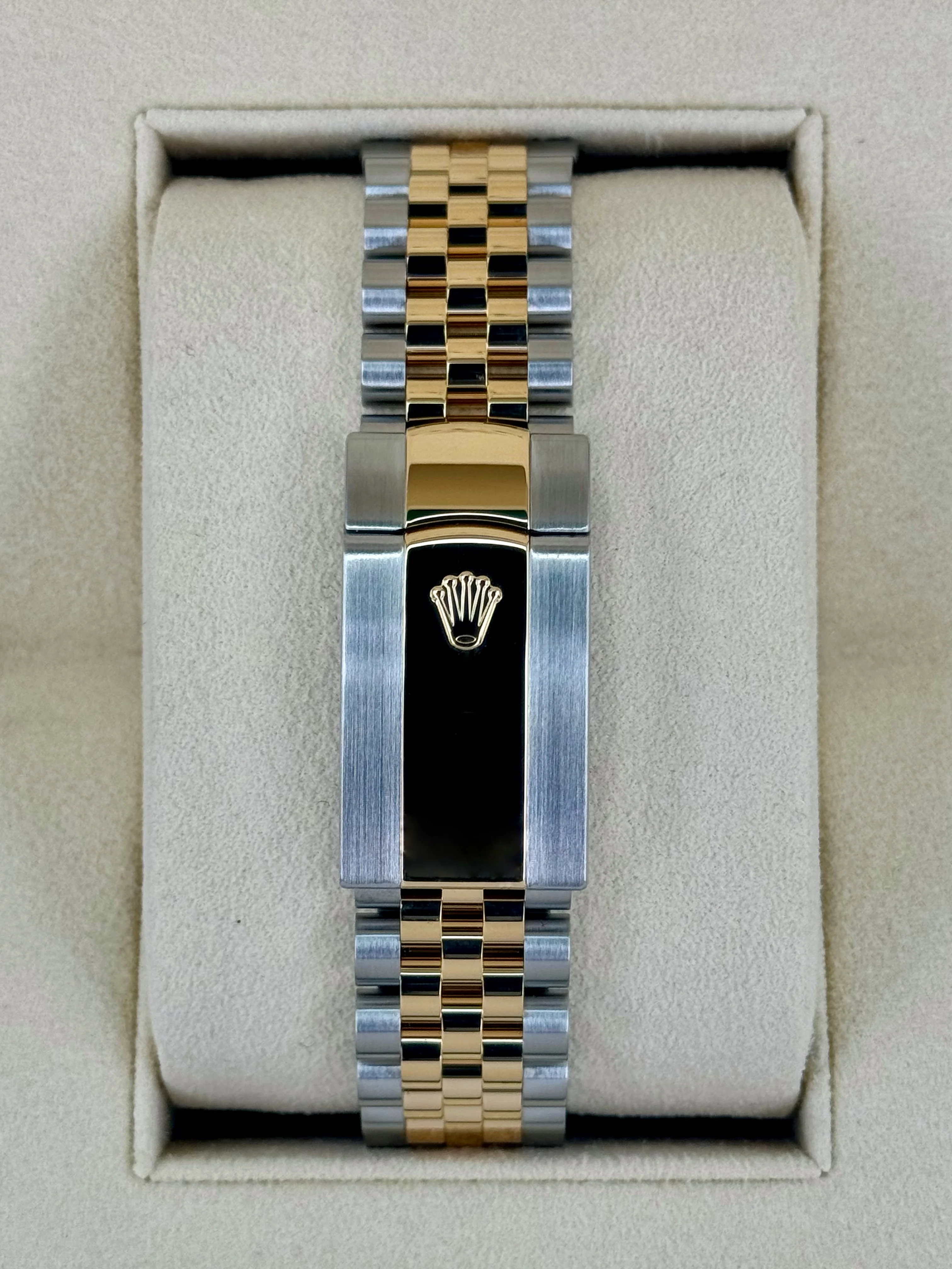 2020 Rolex Datejust 41mm 126333 Two-Tone Jubilee White Dial - Image 2