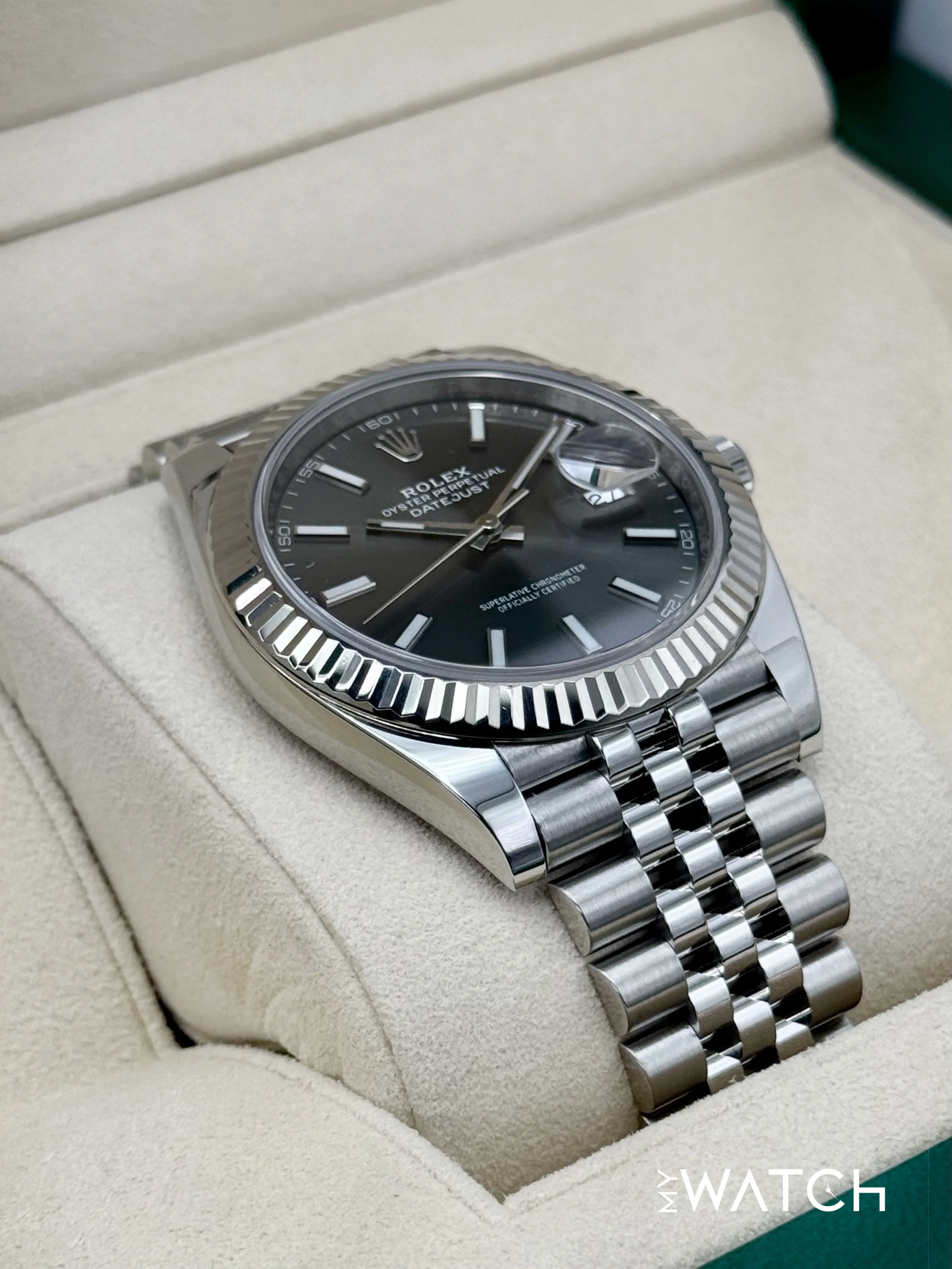 2020 Rolex Datejust 41mm 126334 Stainless Steel Jubilee Rhodium Dial - Image 6