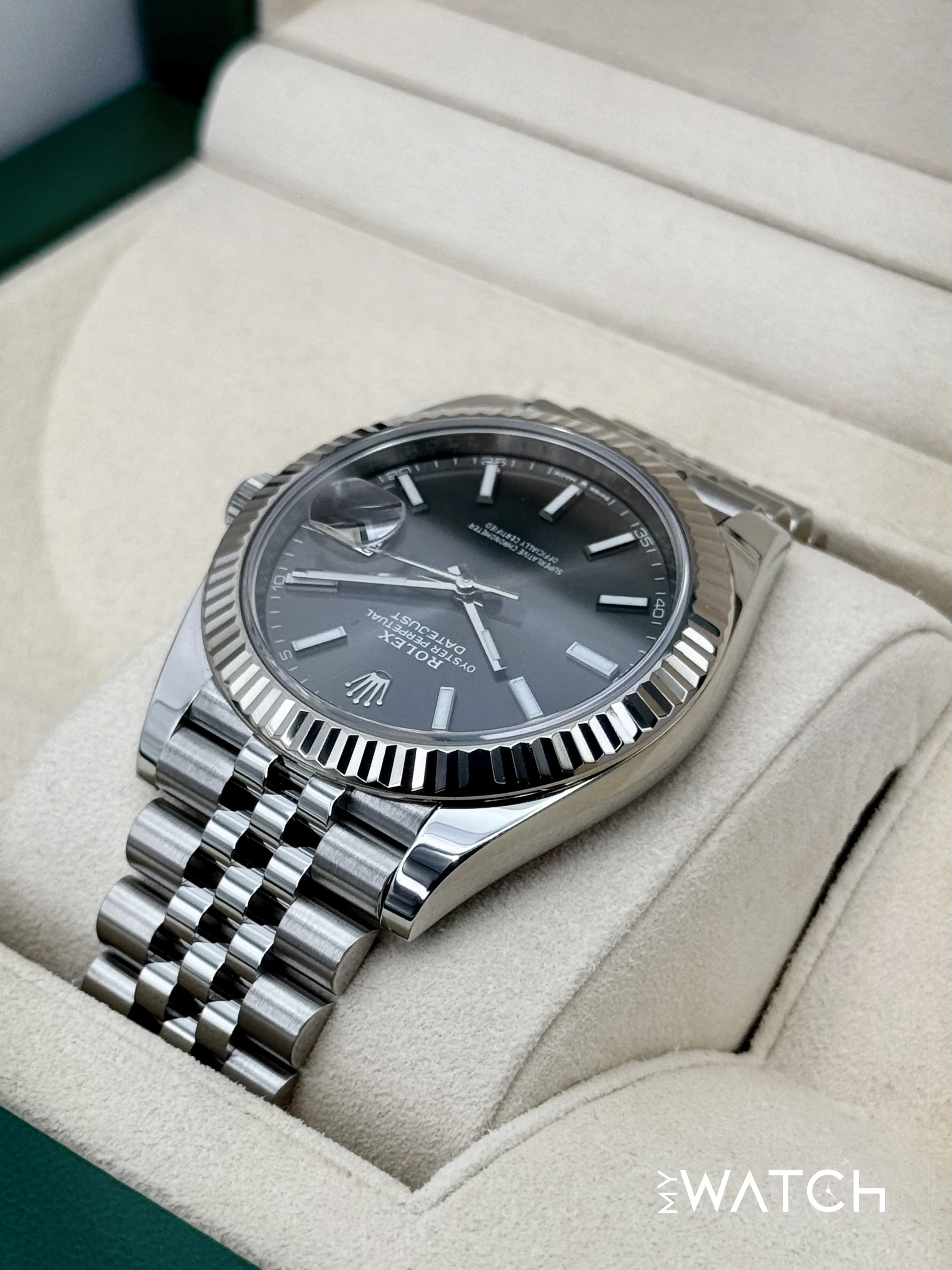 2020 Rolex Datejust 41mm 126334 Stainless Steel Jubilee Rhodium Dial - Image 7