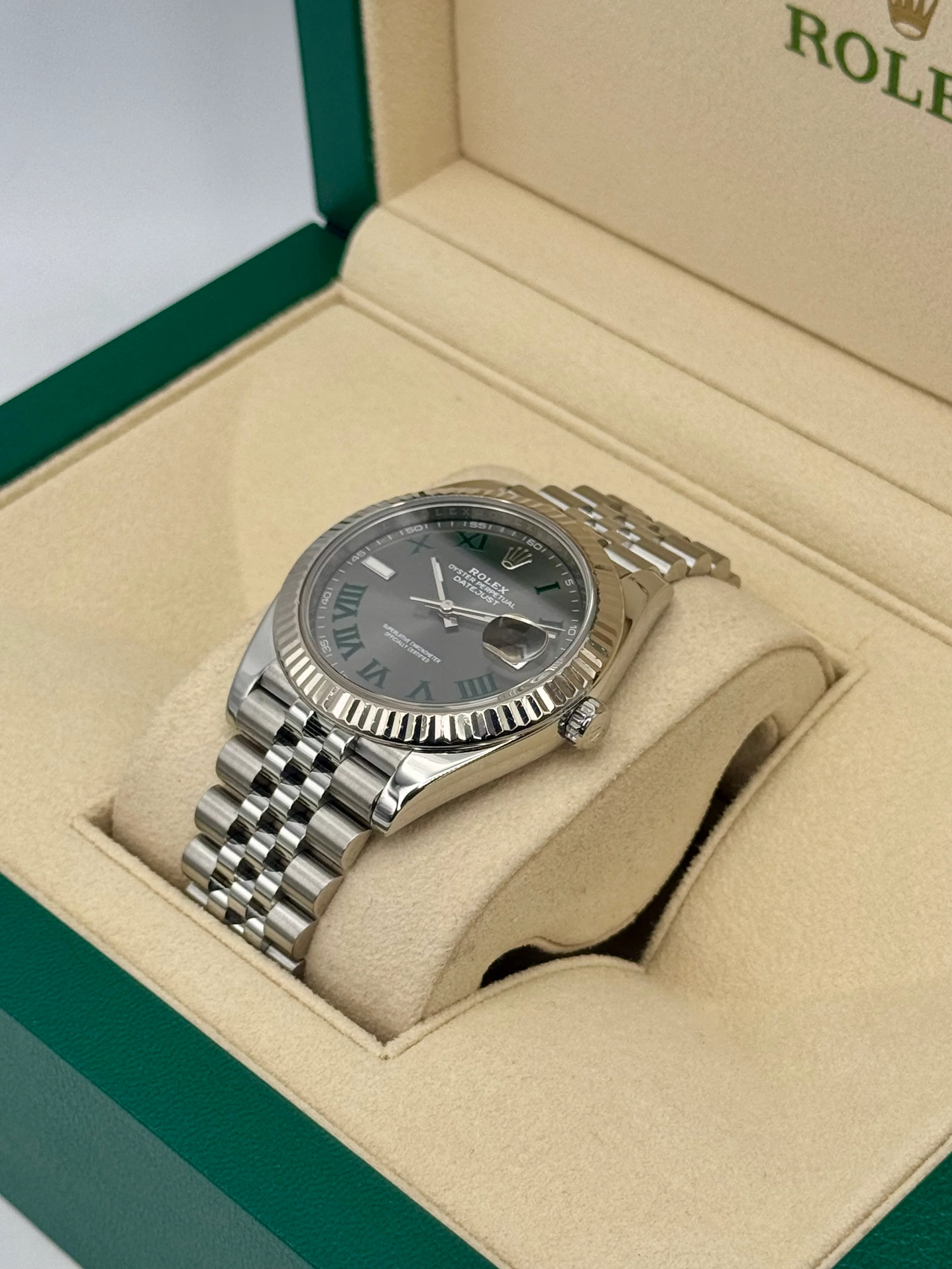 2020 Rolex Datejust 41mm 126334 Stainless Steel Jubilee Wimbledon Dial - Image 5