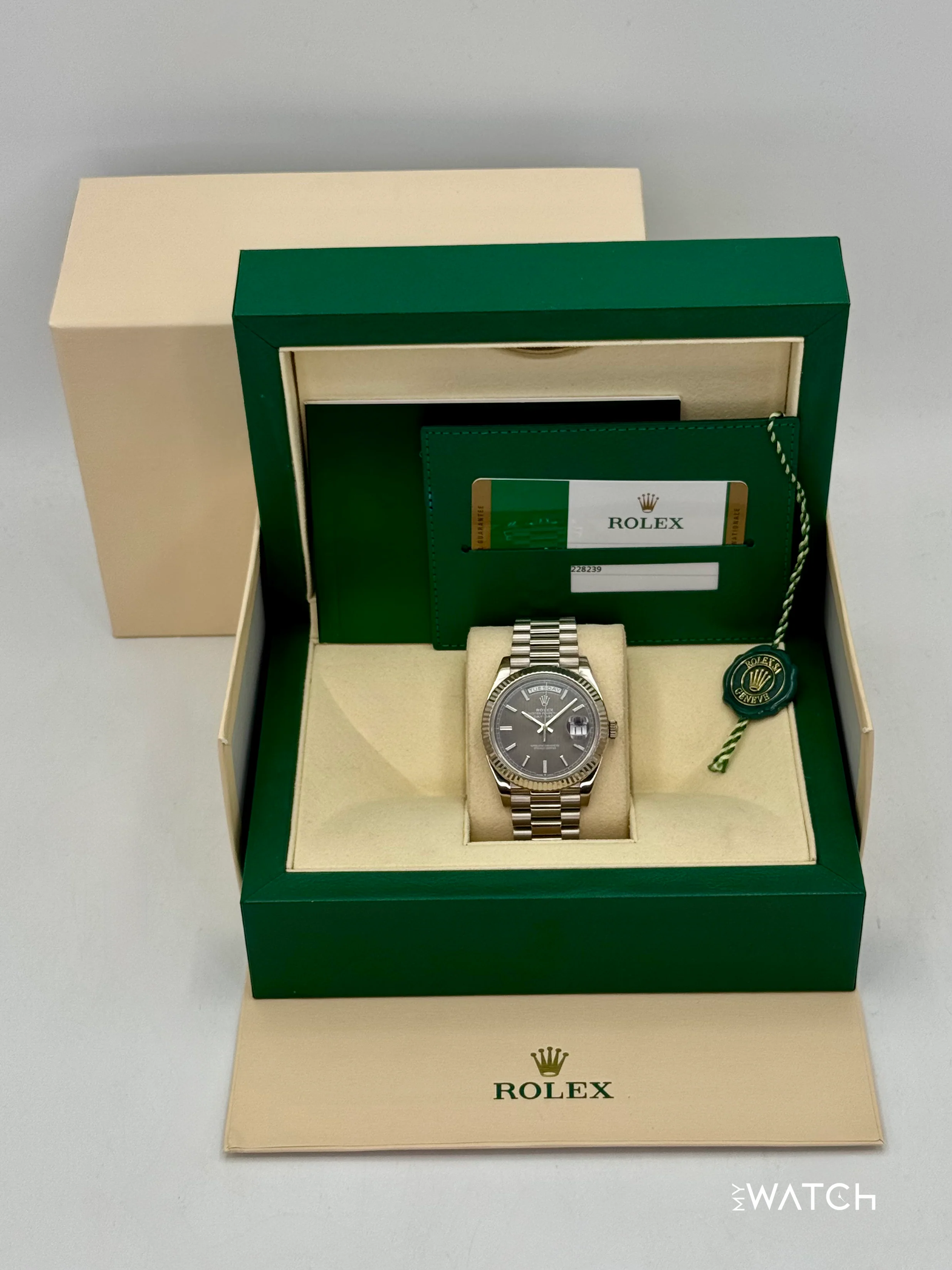 2020 Rolex Day-Date 40mm 228239 White Gold Rhodium Motif Dial - Image 9