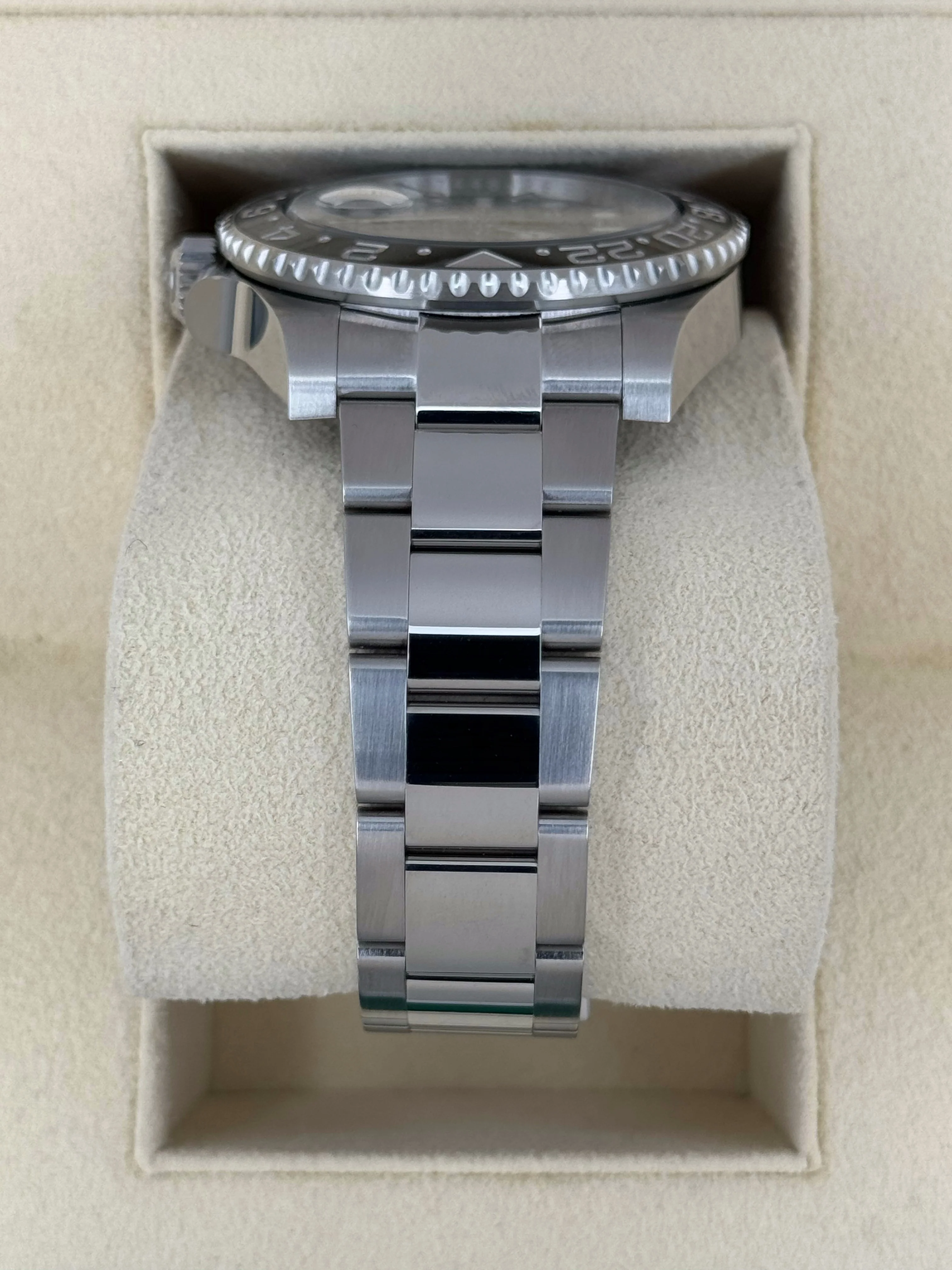 NEW OLD STOCK 2020 Rolex GMT-Master II 40mm 116710LN Black Dial - Image 4