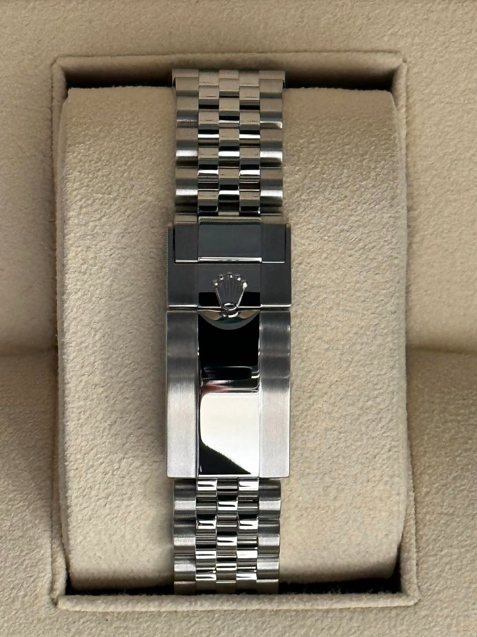 2020 Rolex GMT Master-II "Batgirl" 40mm 126710BLNR Jubilee - Image 2