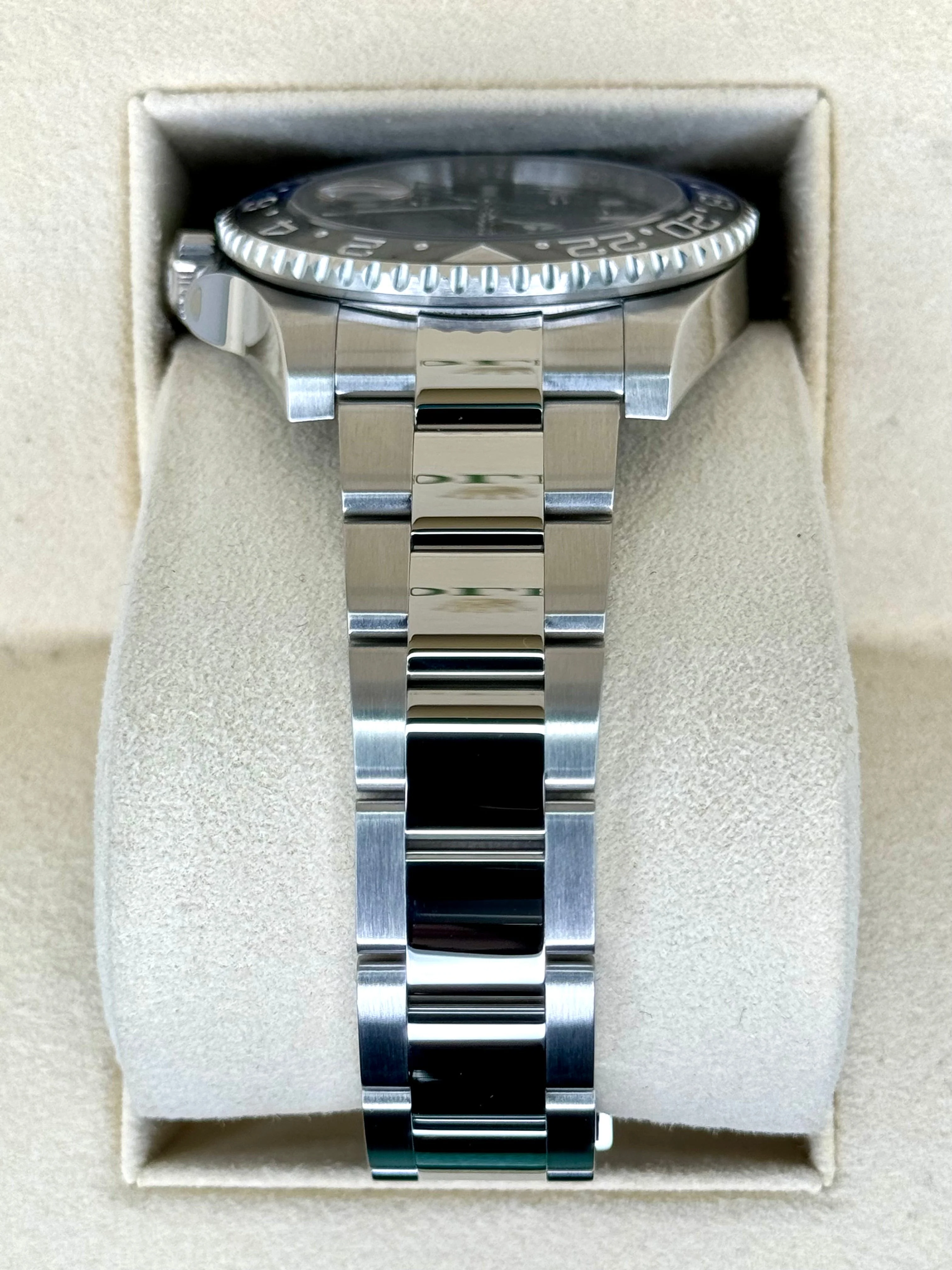 2020 Rolex GMT-Master II "Batman" 40mm 126710BLNR Oyster - Image 4