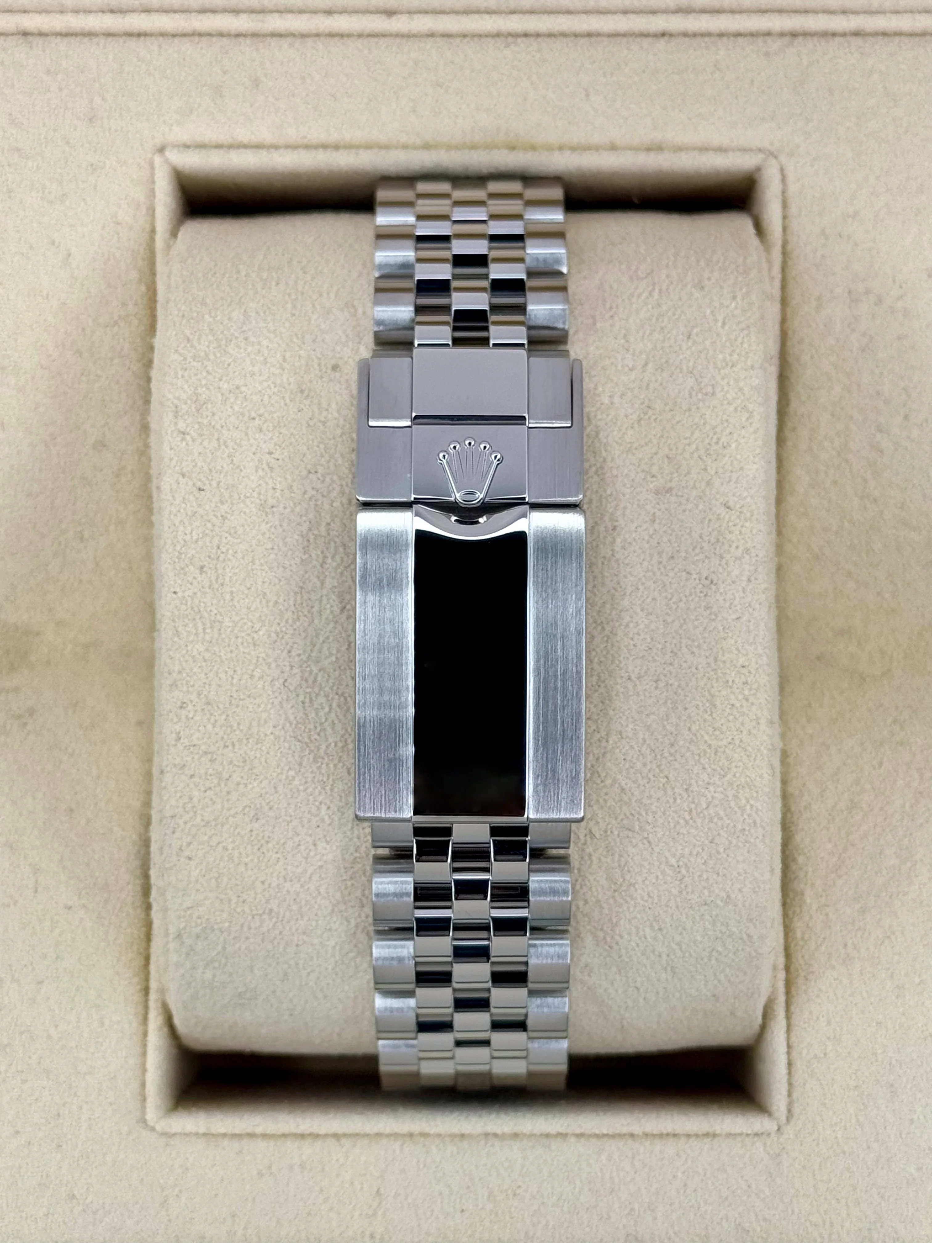 2020 Rolex GMT Master-II "Pepsi" 40mm 126710BLRO Jubilee - Image 2