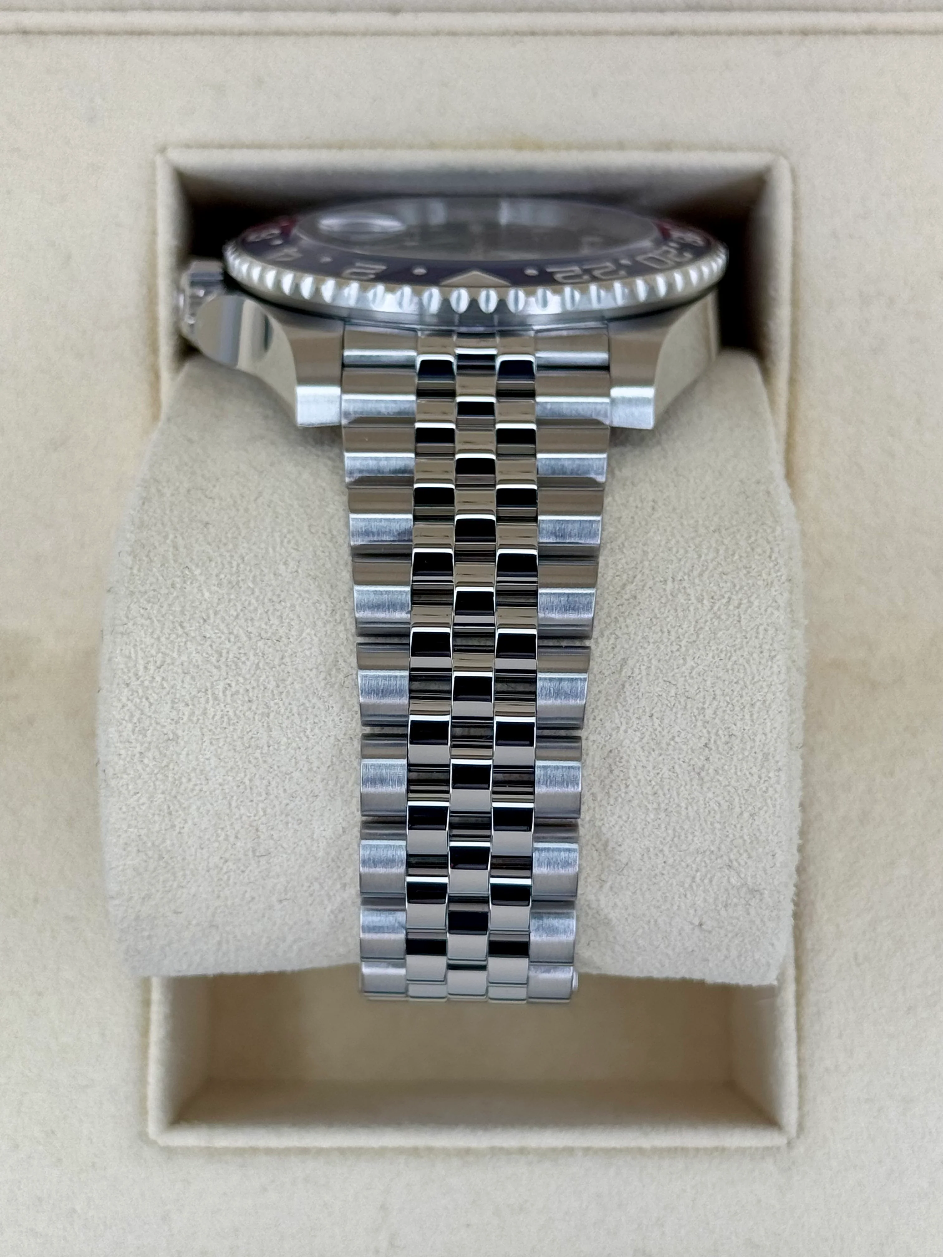 2020 Rolex GMT Master-II "Pepsi" 40mm 126710BLRO Jubilee - Image 4