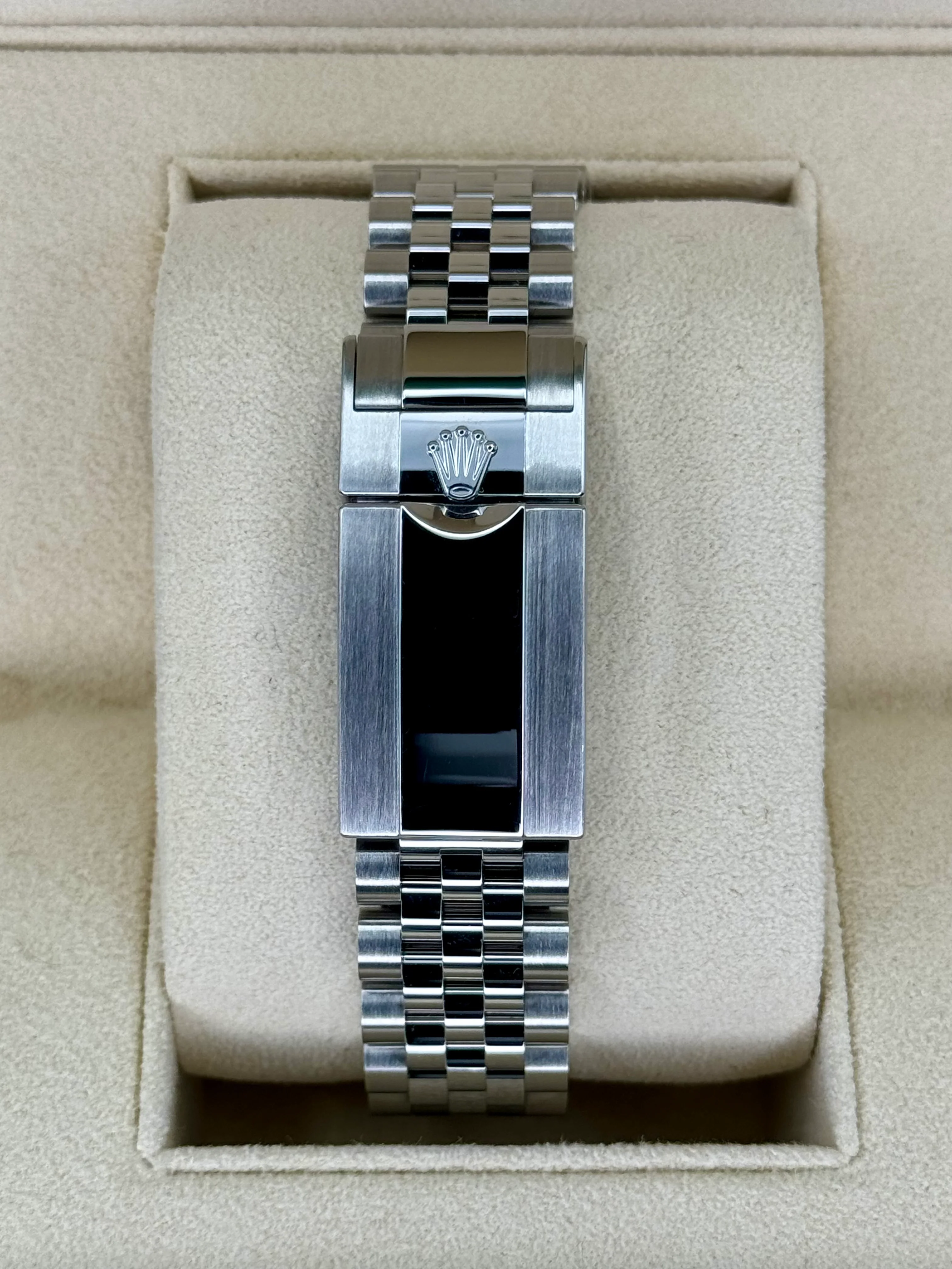 2020 Rolex GMT-Master II "Pepsi" 40mm 126710BOLRO Jubilee - Image 2
