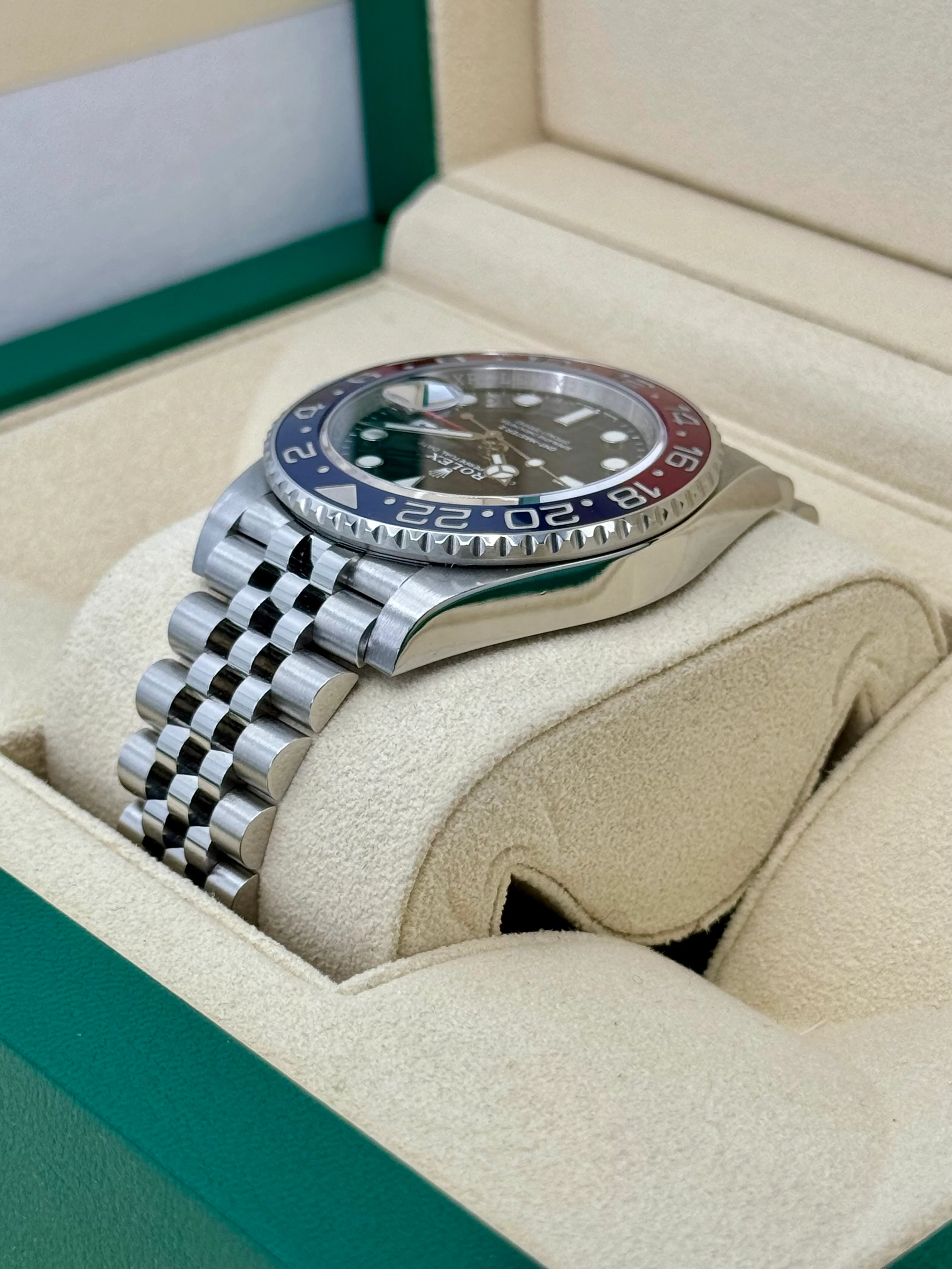 2020 Rolex GMT-Master II "Pepsi" 40mm 126710BOLRO Jubilee - Image 7