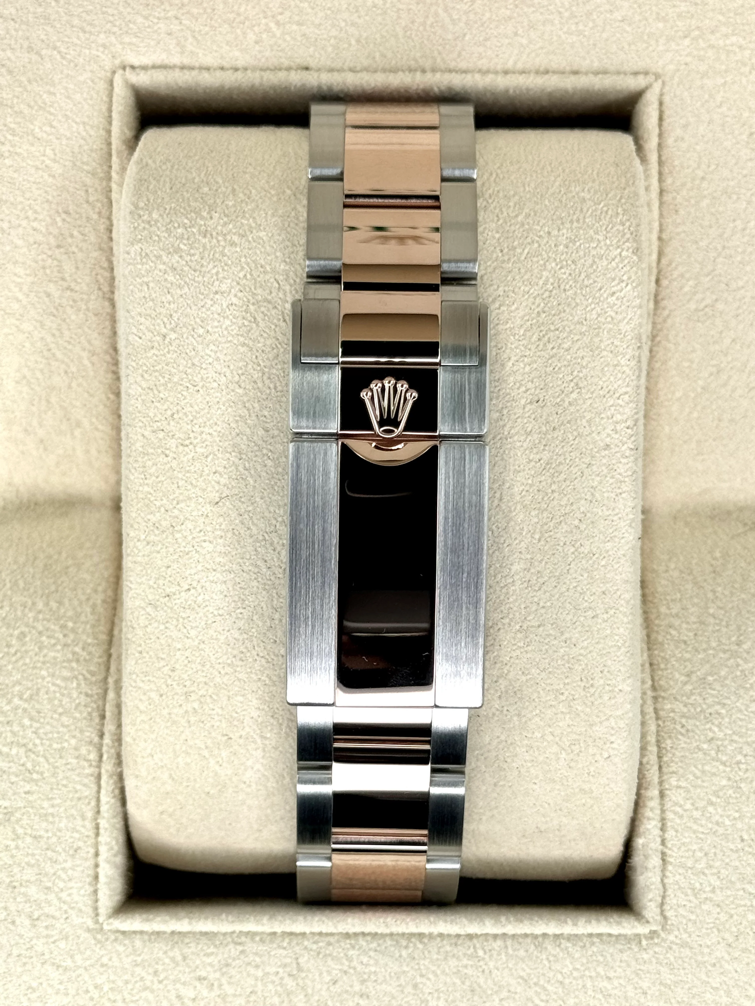 2020 Rolex GMT-Master II "Rootbeer" 40mm 126711CHNR Two-Tone - Image 2