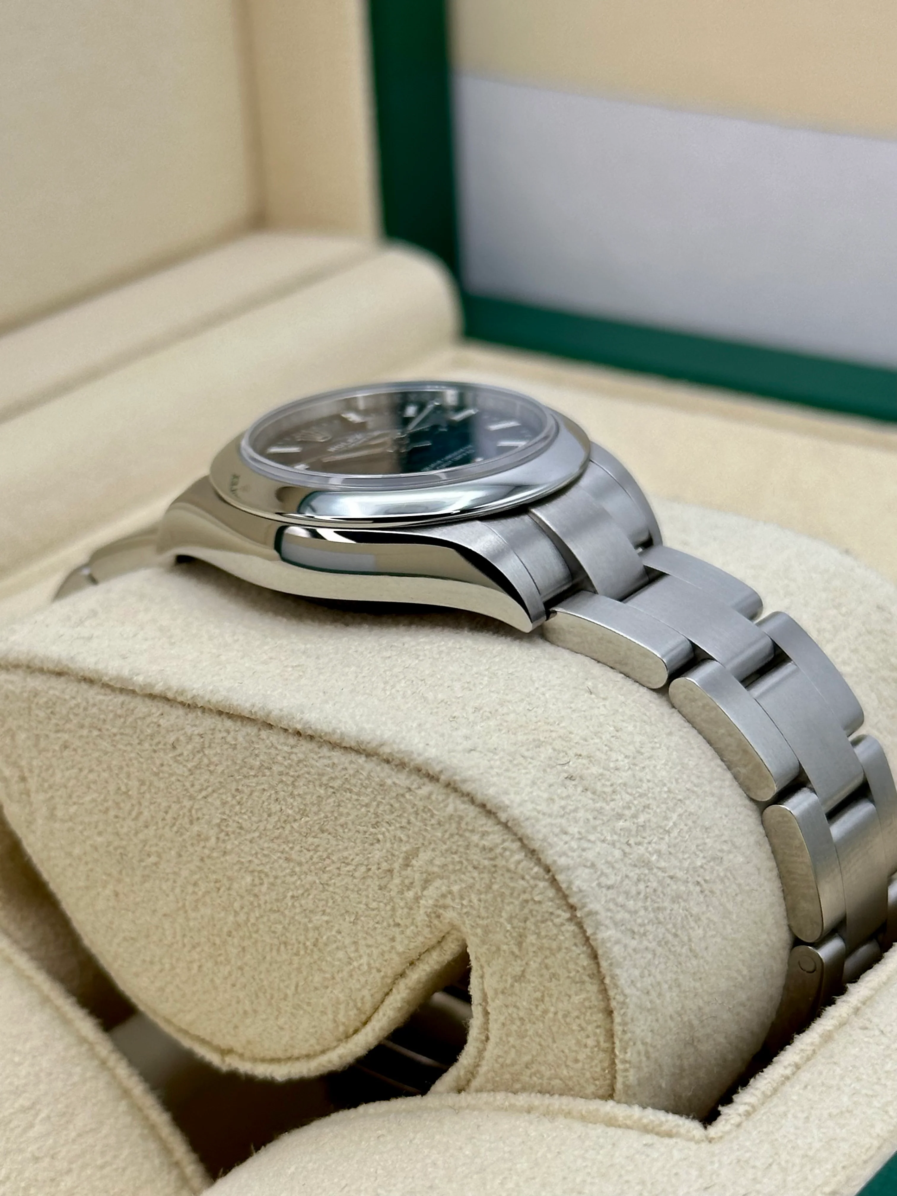 2023 Rolex Ladies Oyster Perpetual 28mm 276200 Oyster Blue Dial - Image 6