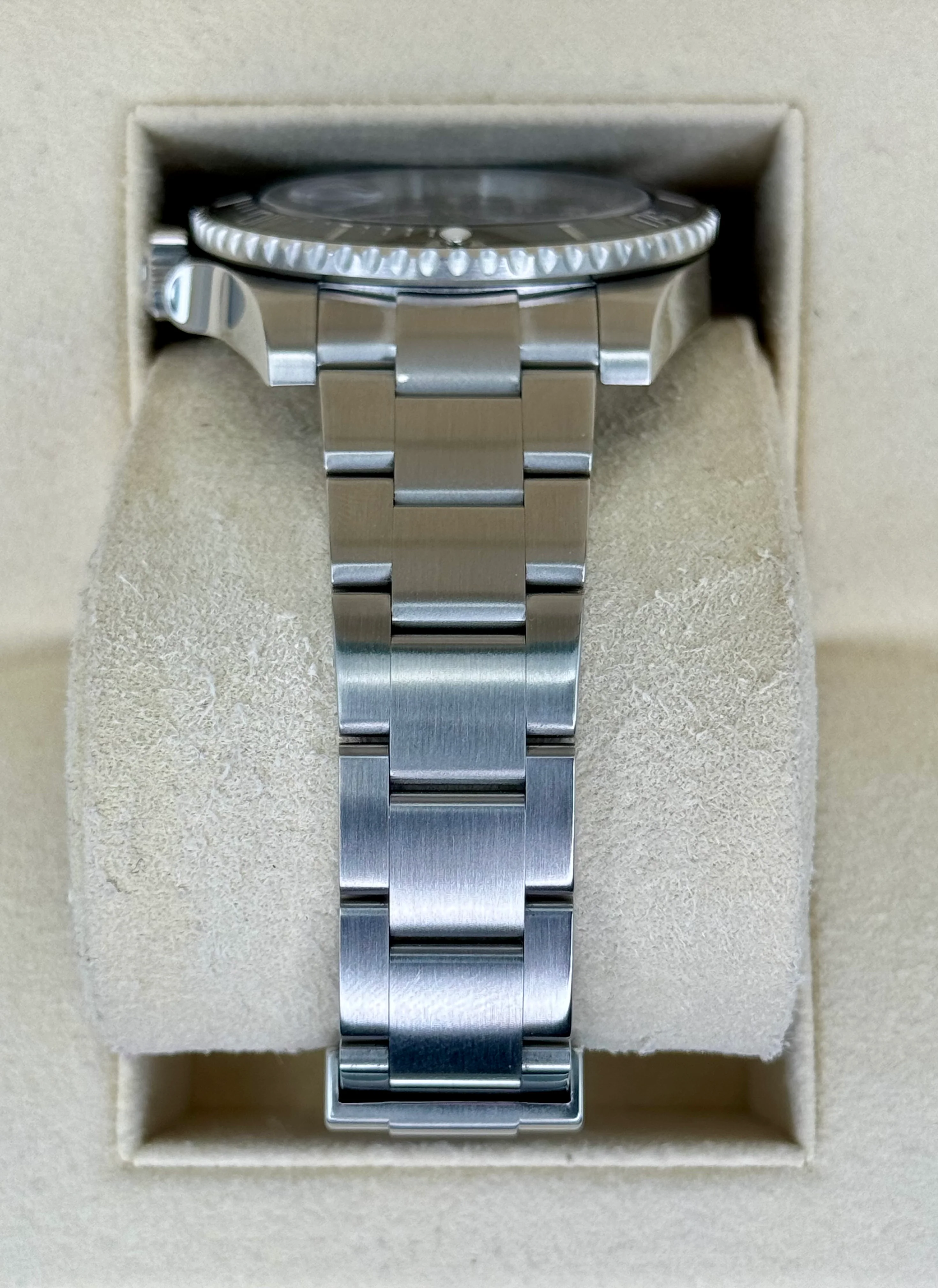2020 Rolex Submariner 40mm 116610LN Stainless Steel Black Dial - Image 4